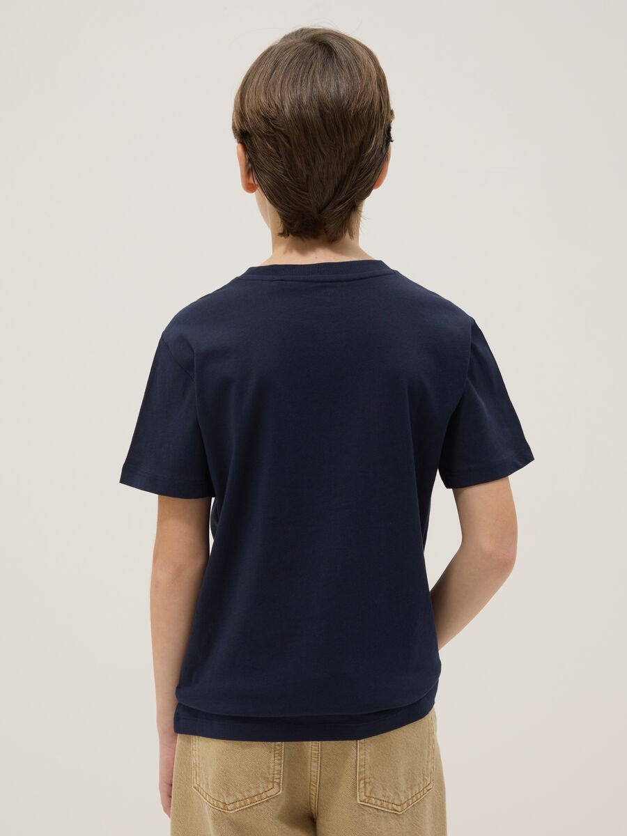 T-shirt blu in puro cotone da ragazzo con stampa regular fit_1