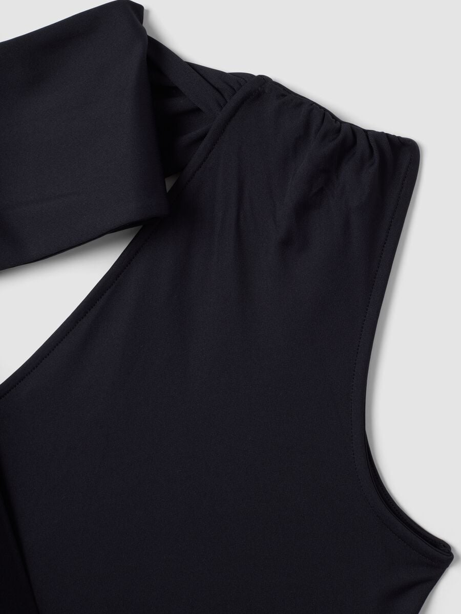Black stretch top with asymmetric neckline and draped band_6