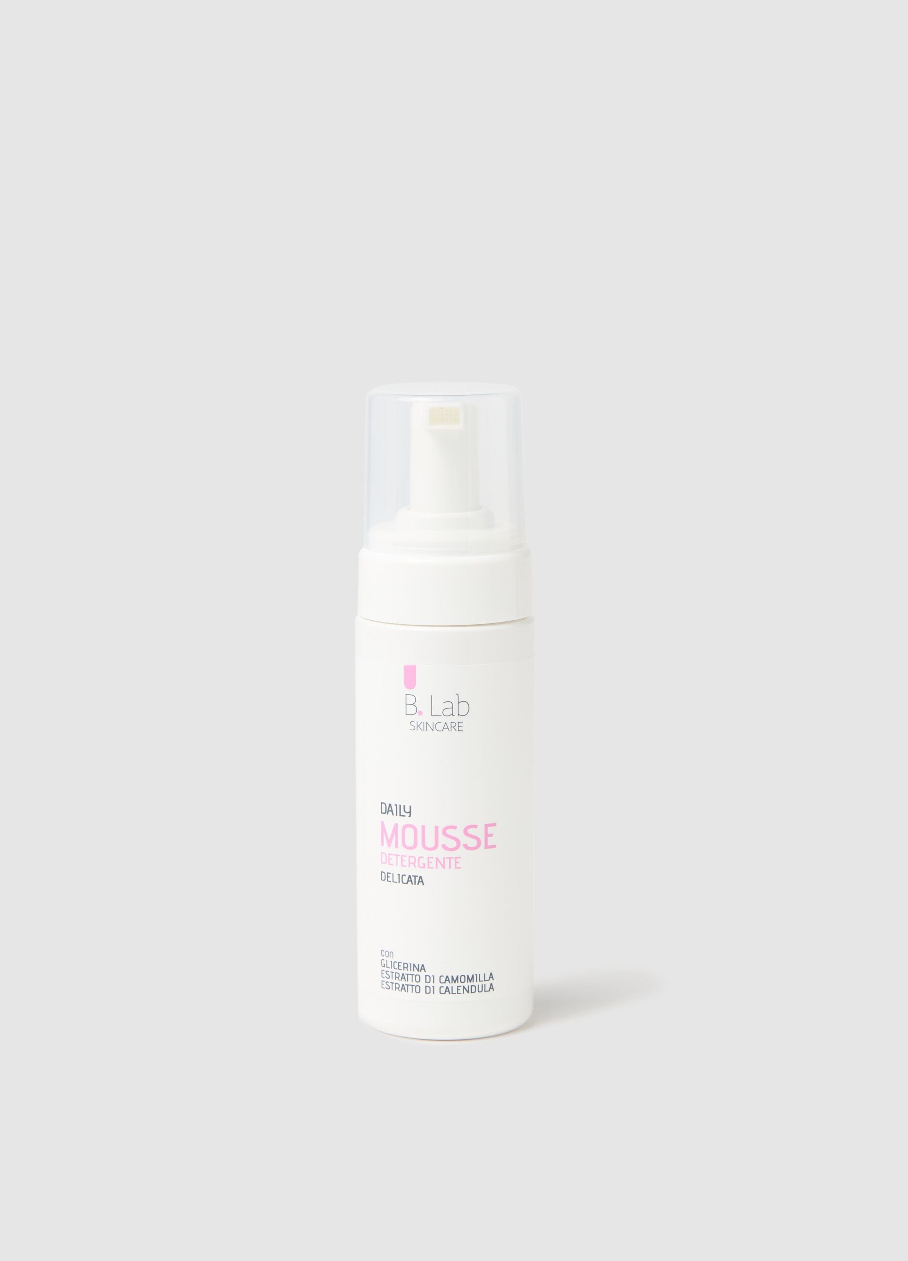 Mild daily cleaning mousse