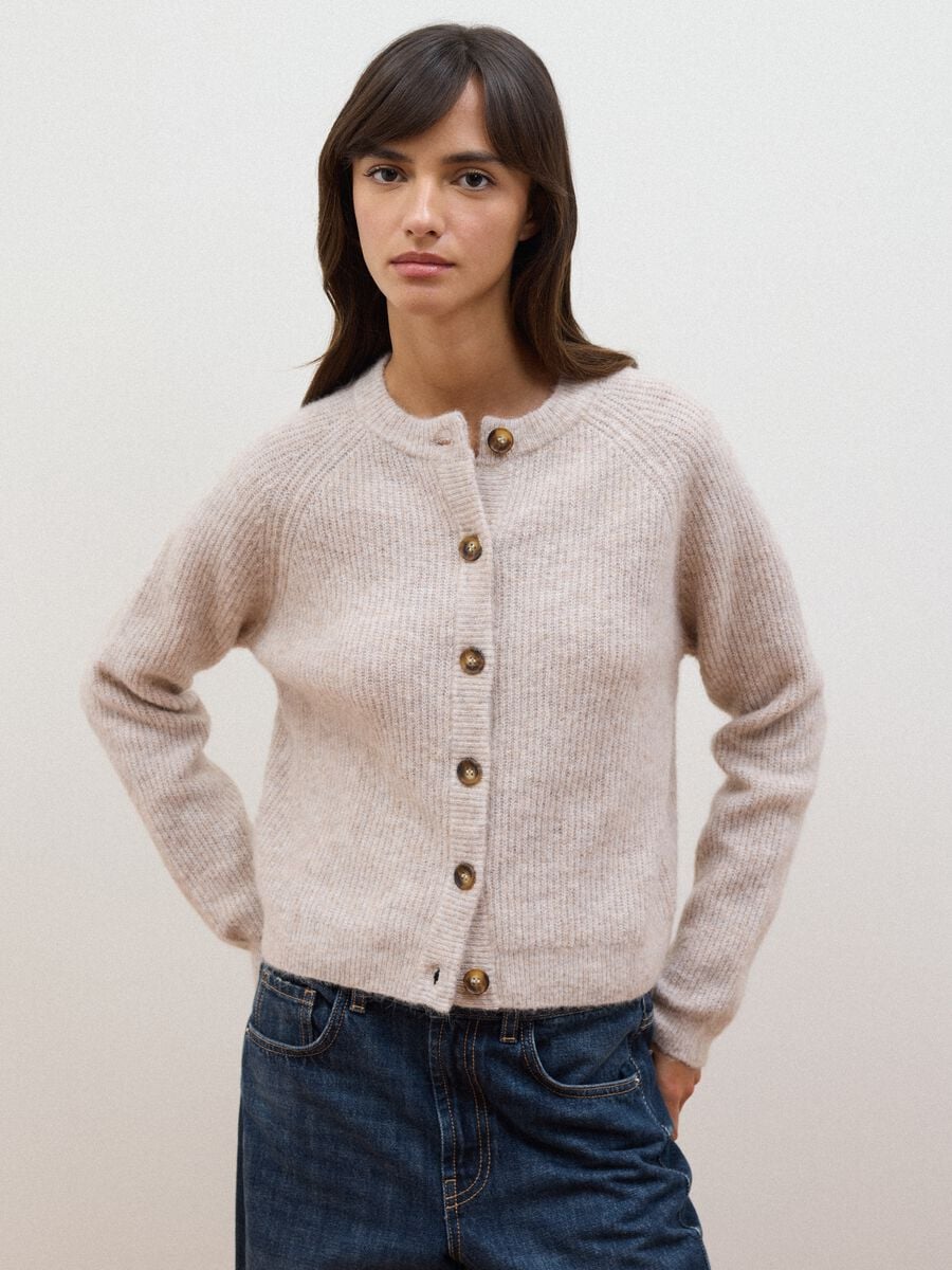 Beige crew-neck cardigan in stretchy wool and alpaca, regular fit_1