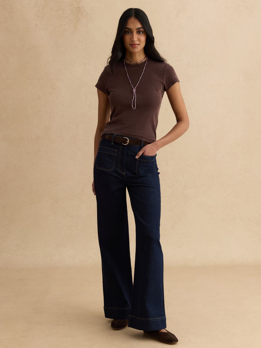 T-shirt fitted in cotone elasticizzato marrone_2