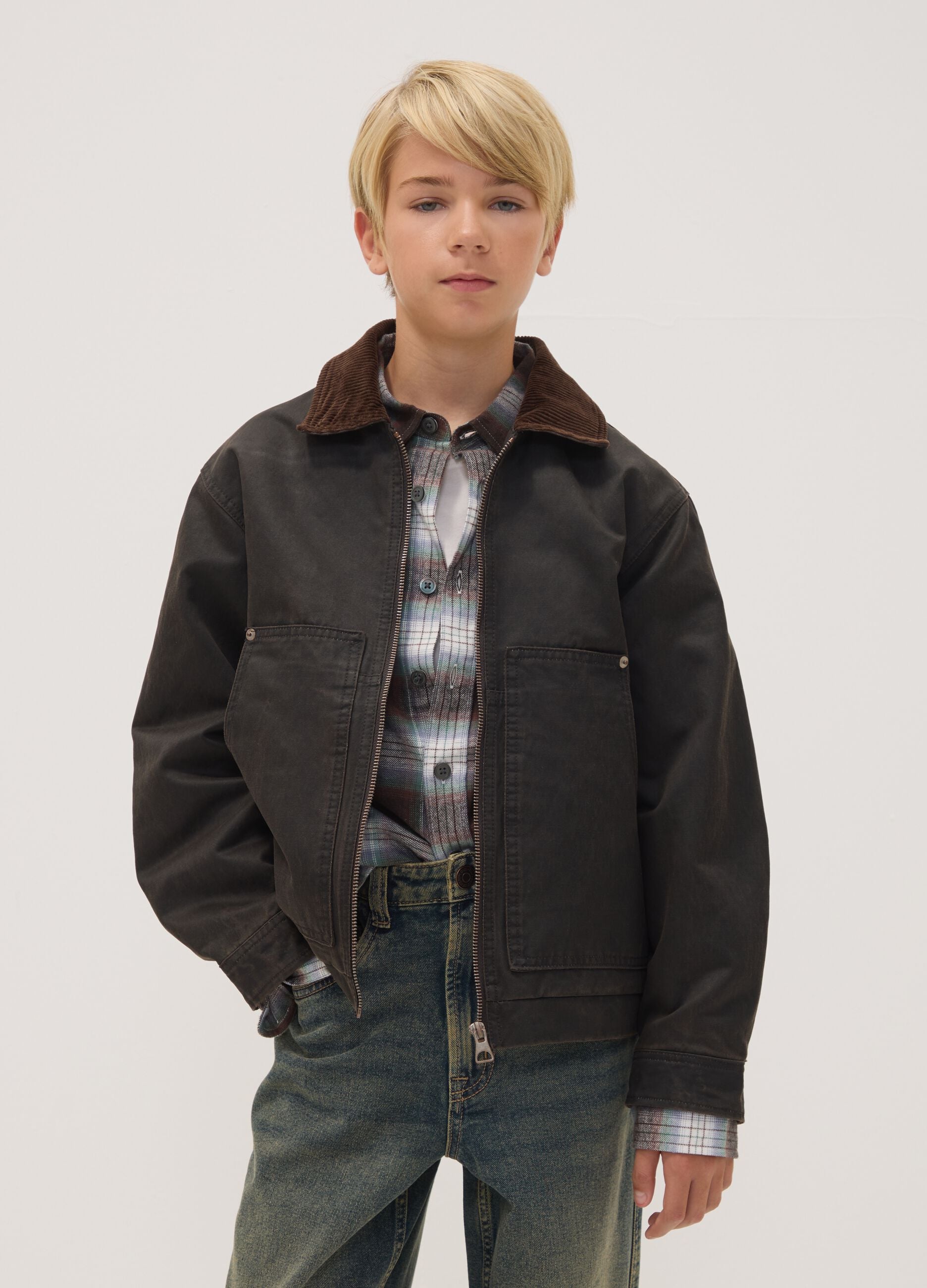 Black cotton-blend jacket with velvet collar for boys