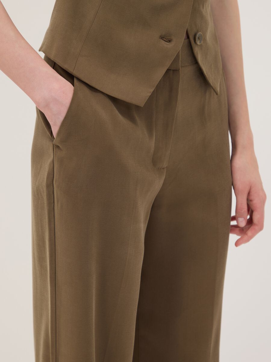 Green viscose-blend straight-leg trousers_3