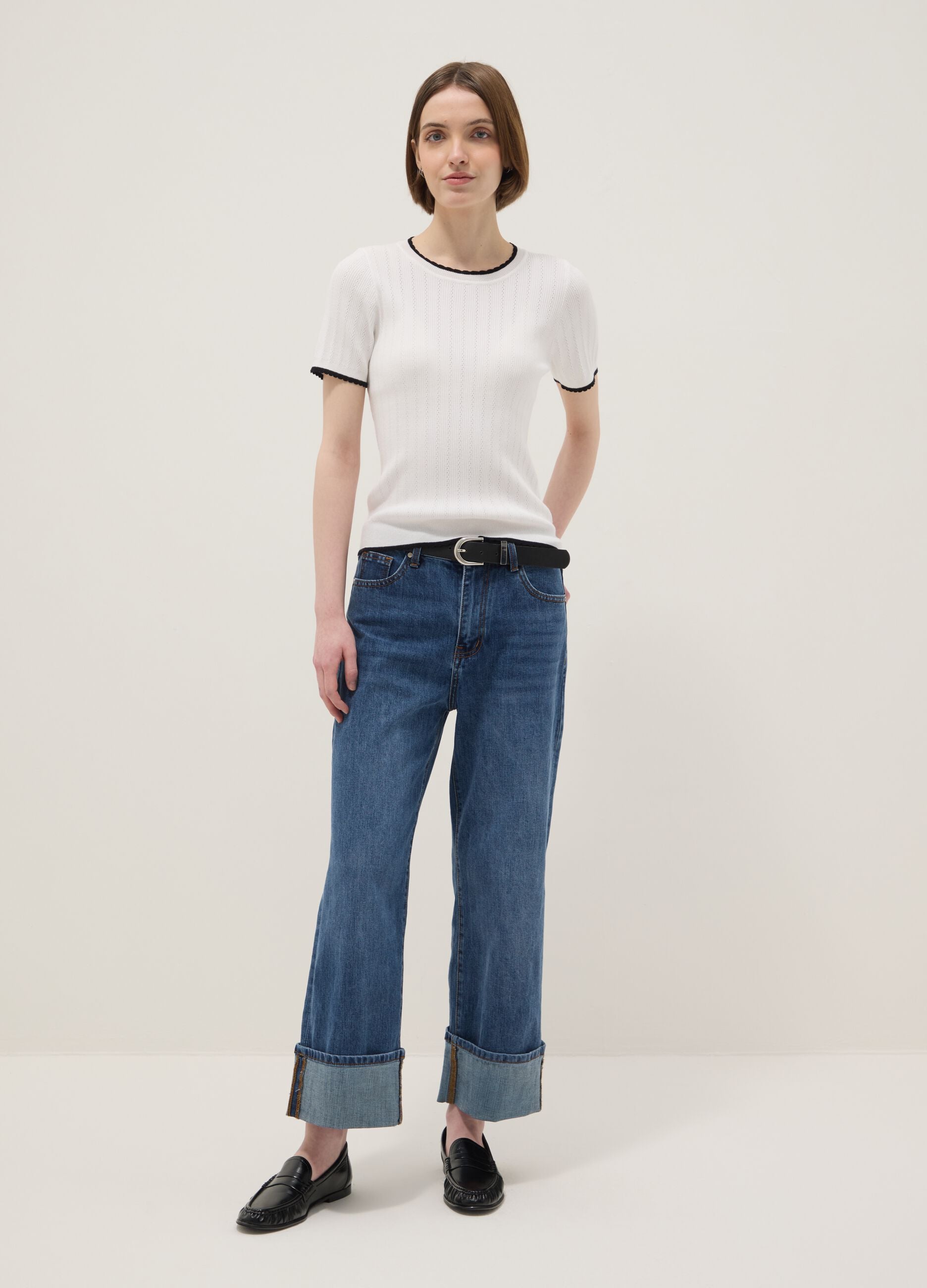 White viscose blend t-shirt regular fit with perforated details