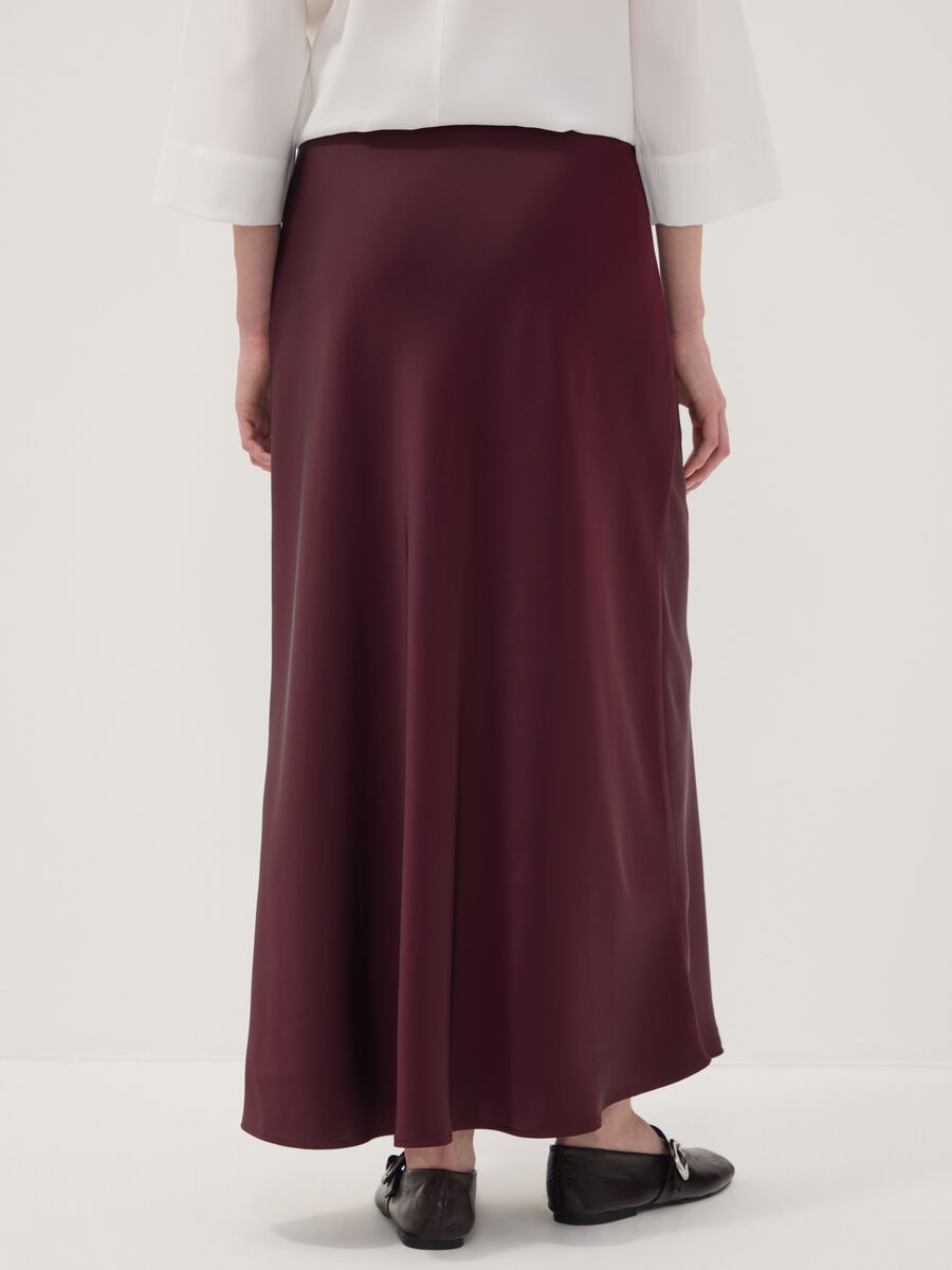 Red satin maxi skirt with elasticated waist_2