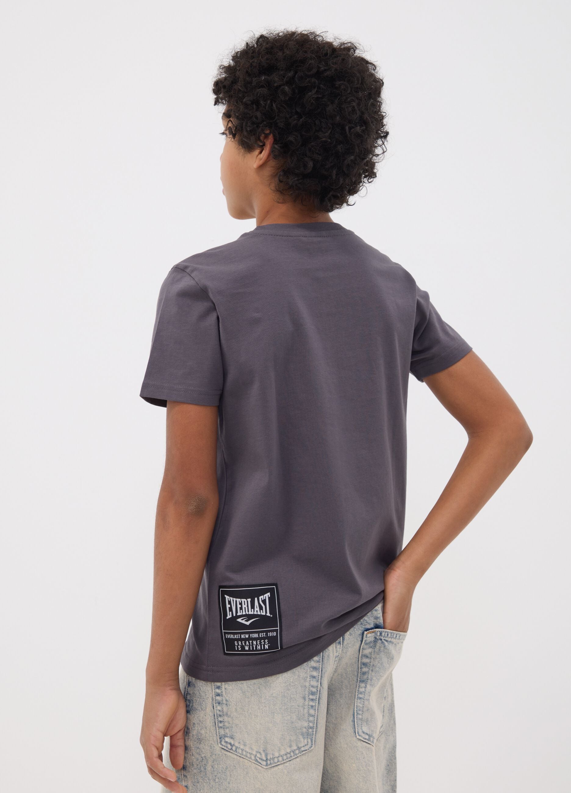 Grey pure cotton T-shirt with front print for boys