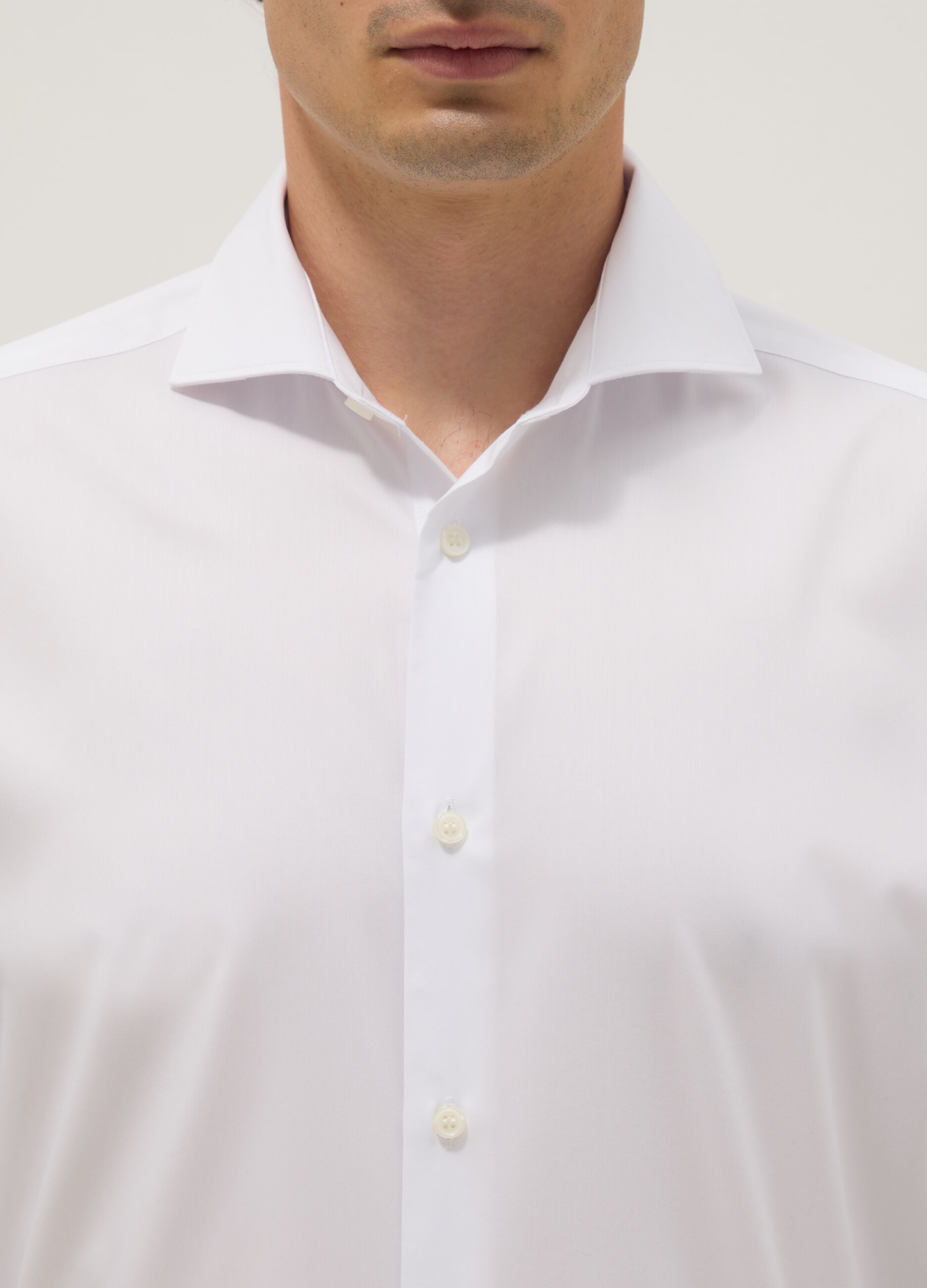 Slim fit white shirt with French collar