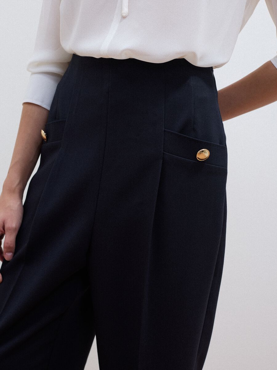Black stretch viscose trousers with regular tapered fit_3