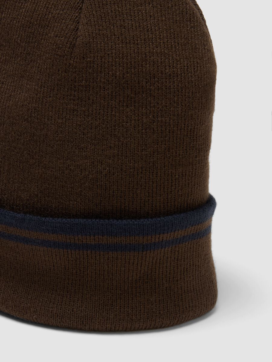 Brown jersey-knit beanie with striped turn-up_2