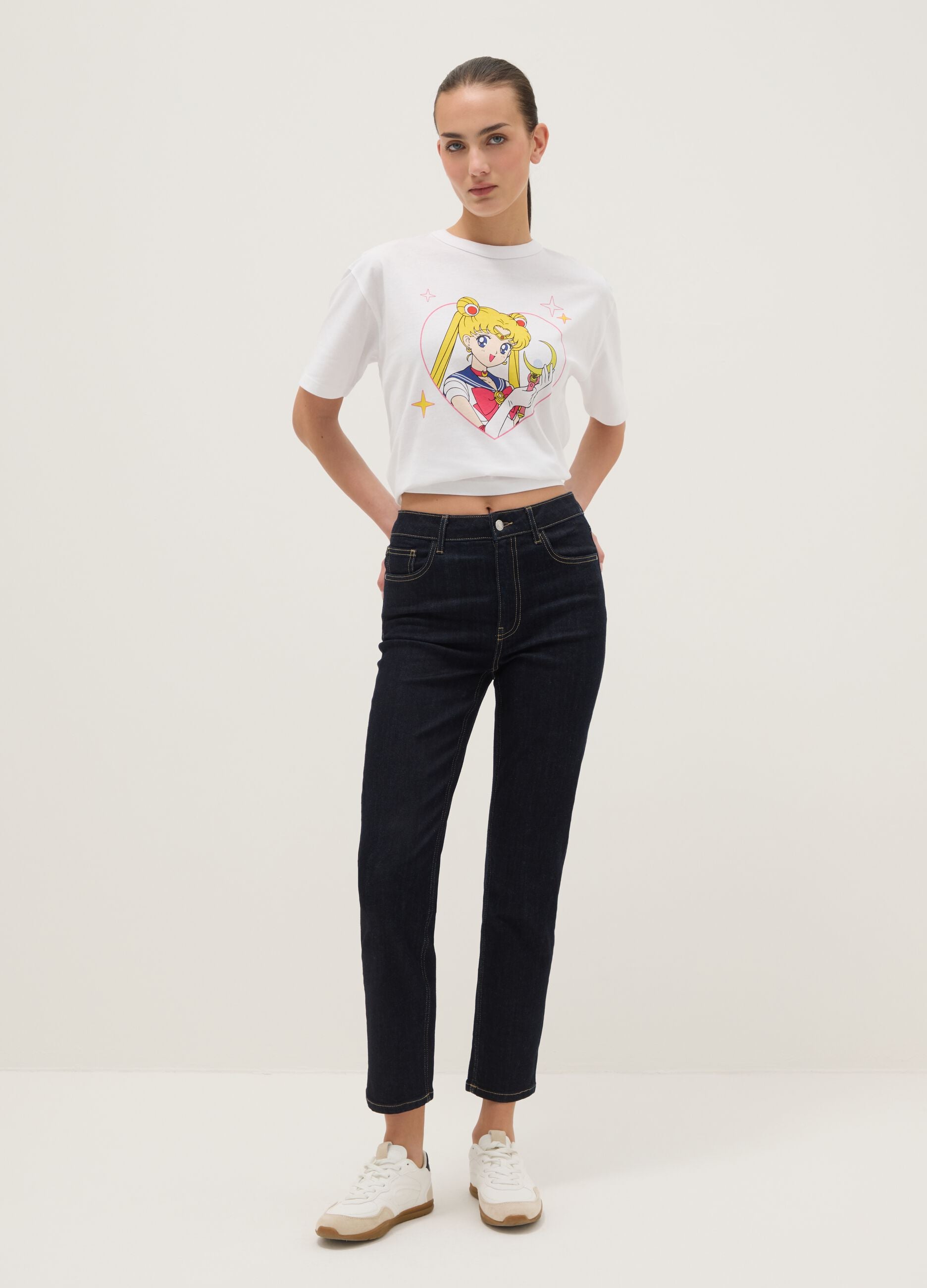 White pure cotton regular fit T-shirt with Sailor Moon print