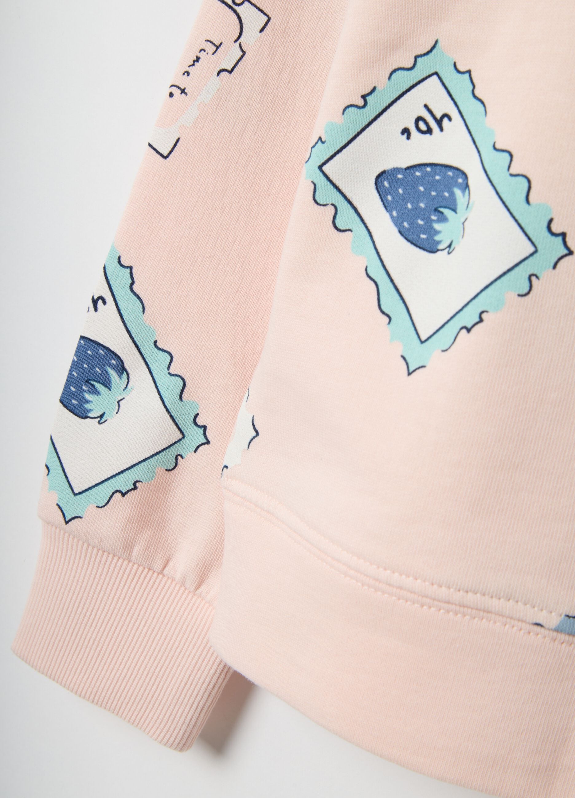 Girl's pink pure cotton sweatshirt, regular fit with print