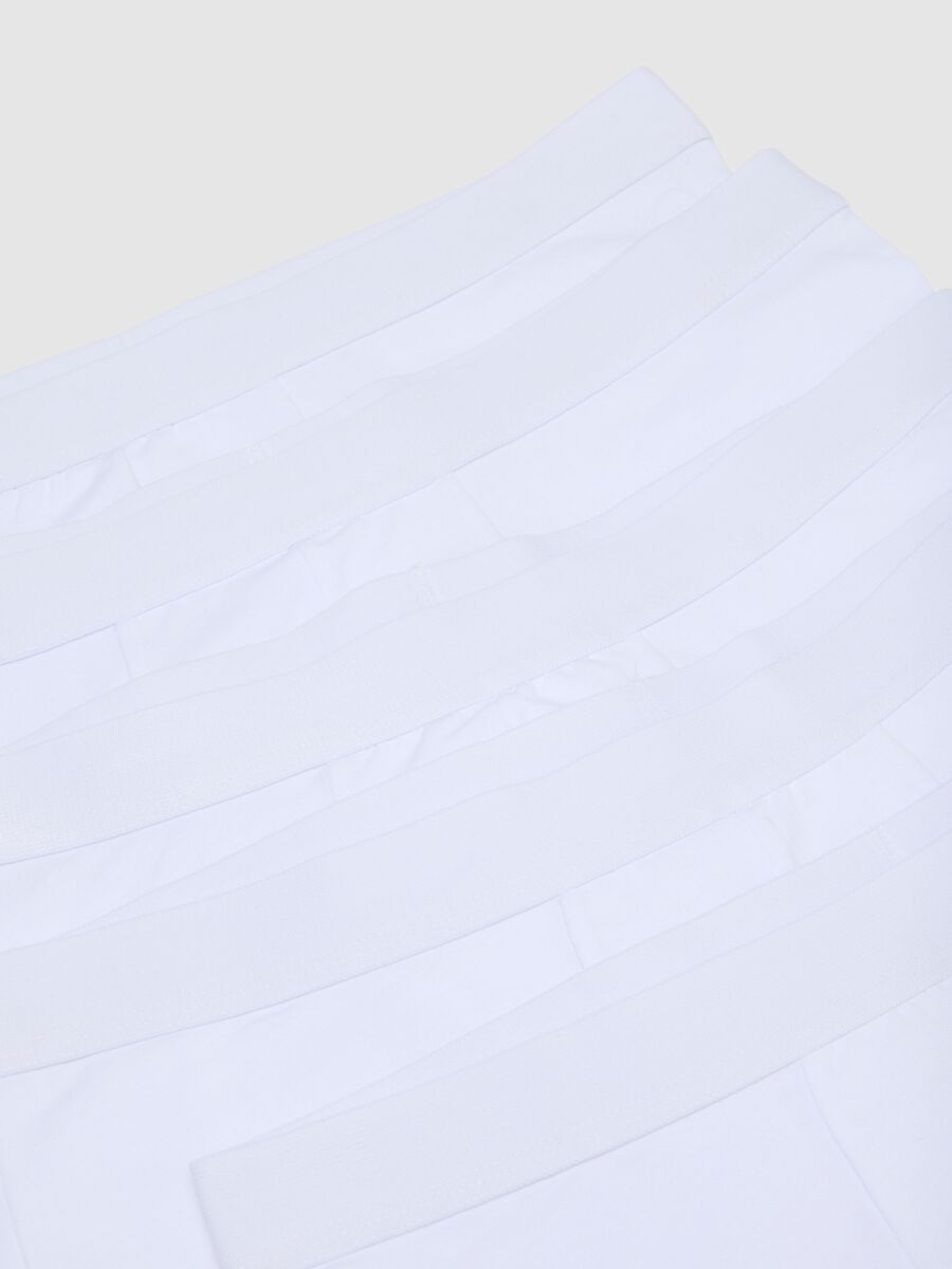 Multipack of White Stretch Cotton Regular Fit Boxers_5