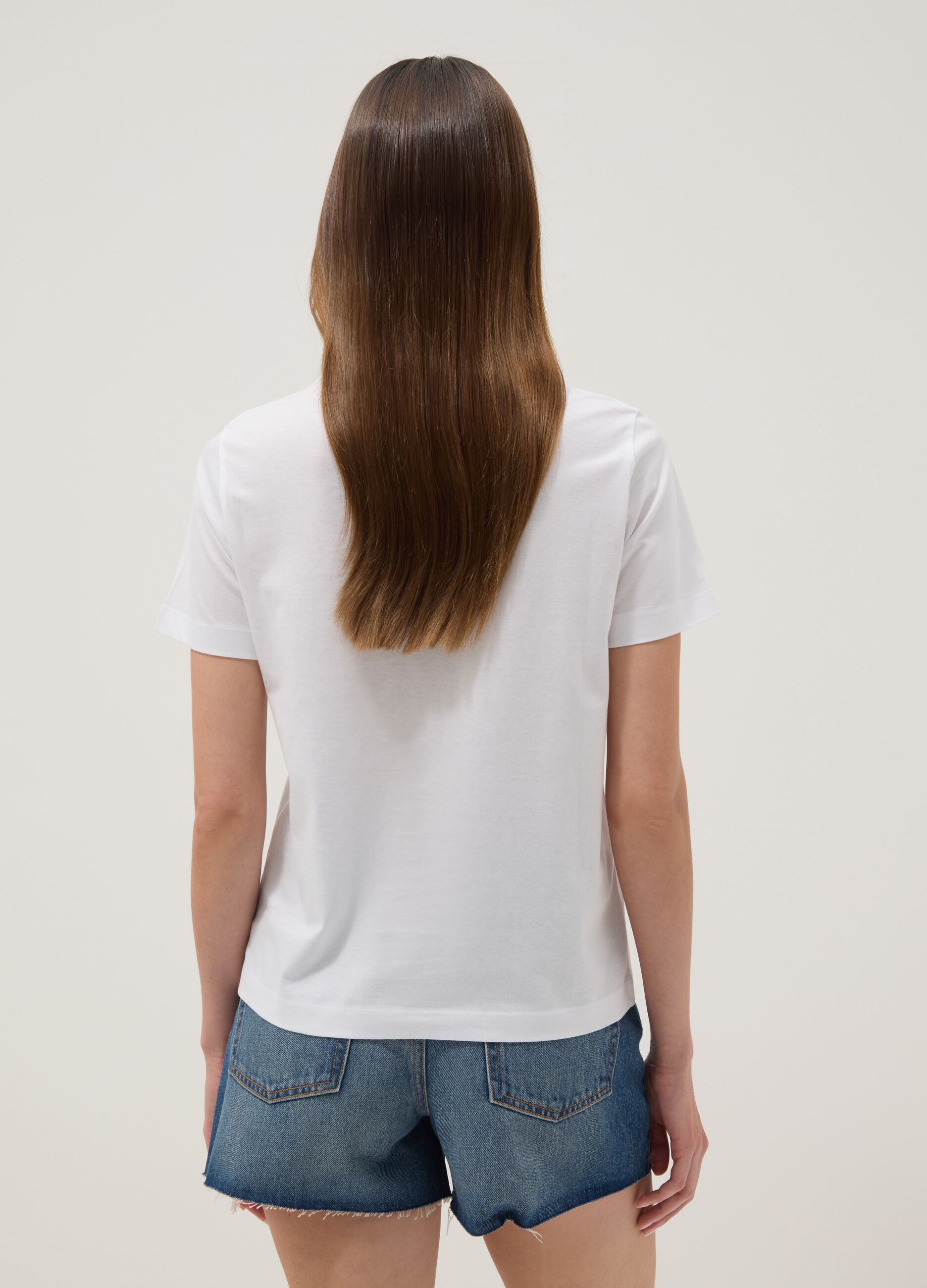 White pure cotton T-shirt with print, regular fit