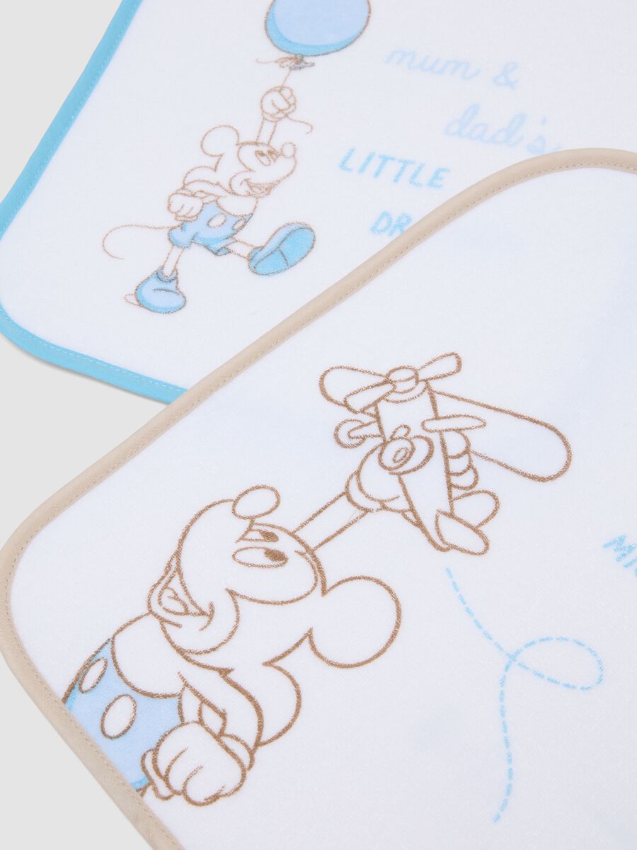 3-pack of organic cotton bibs with Mickey Mouse prints for baby_2