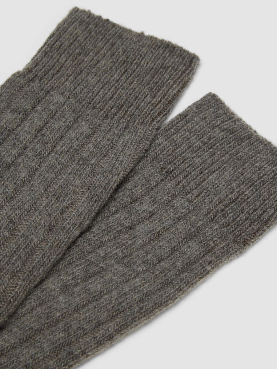 Calze grigie lunghe in lana, viscosa e cashmere elasticizzato_1