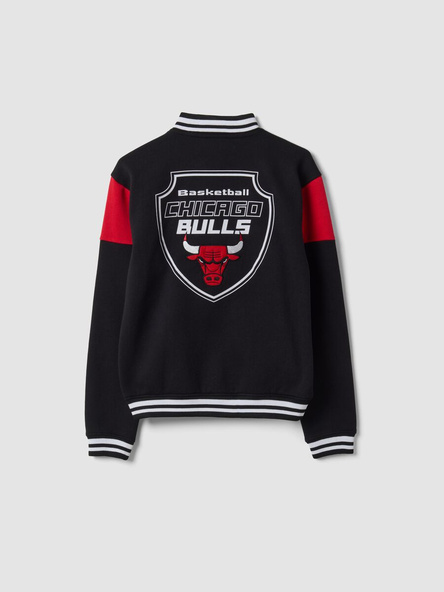 Black cotton-blend sweatshirt for boys with Chicago Bulls graphics_5