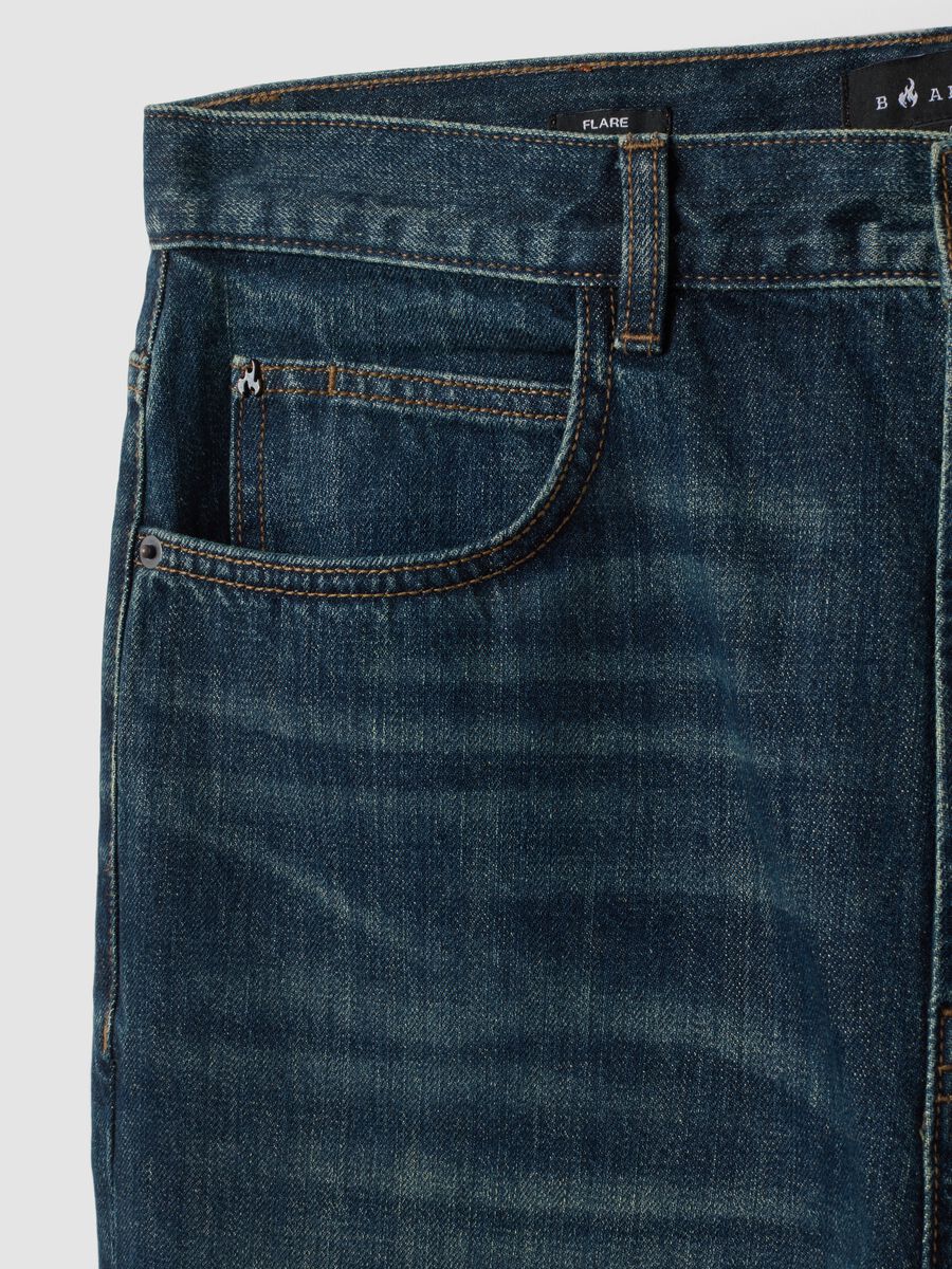 Jeans denim blu in puro cotone flare fit_1