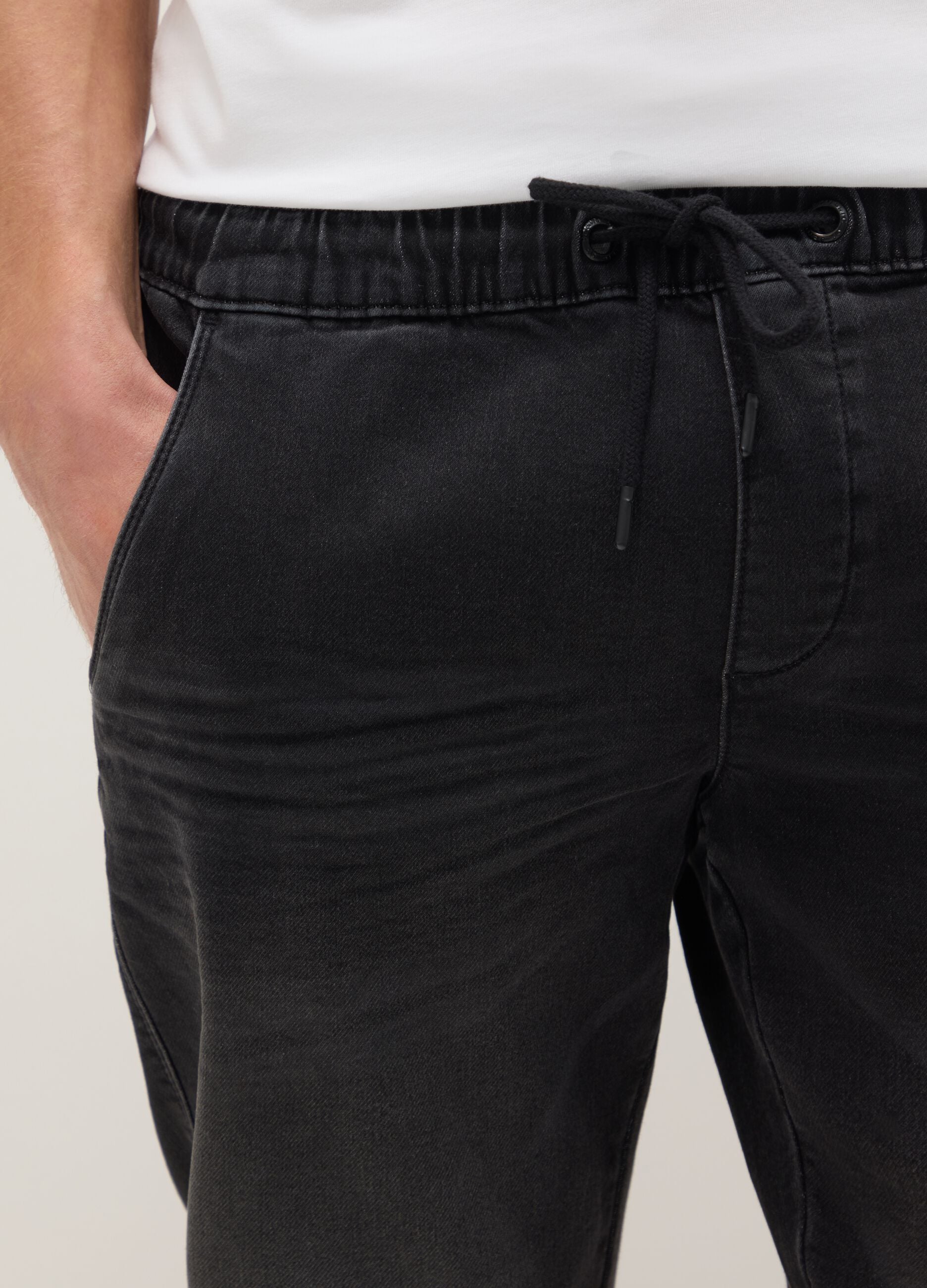 Regular fit black denim jeans with elastic waistband