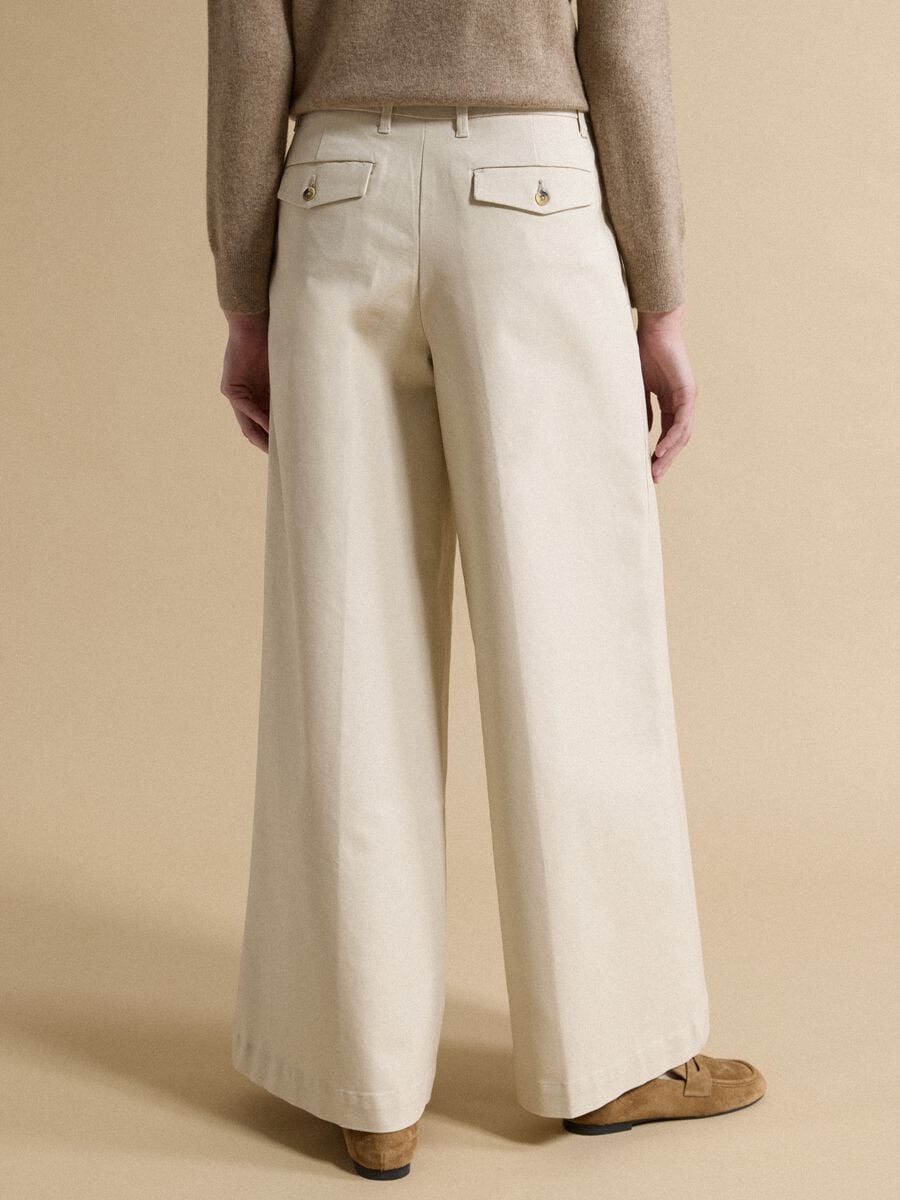 Beige flared stretch cotton trousers_2