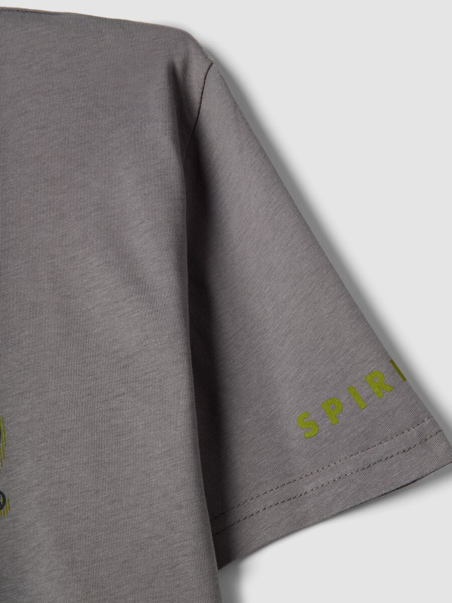 T-shirt in puro cotone grigia regular fit con stampa Jeep_5