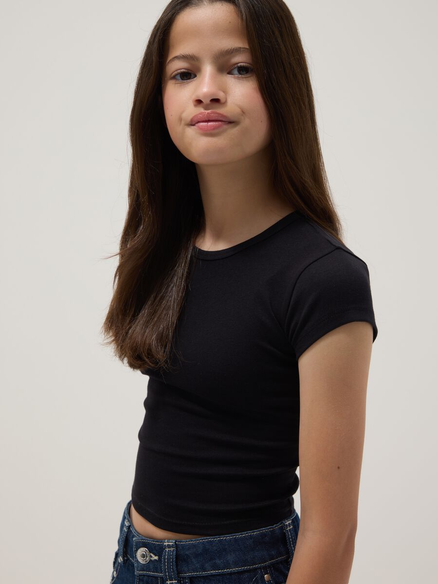 T-shirt fitted in cotone elasticizzato nera da ragazza_2