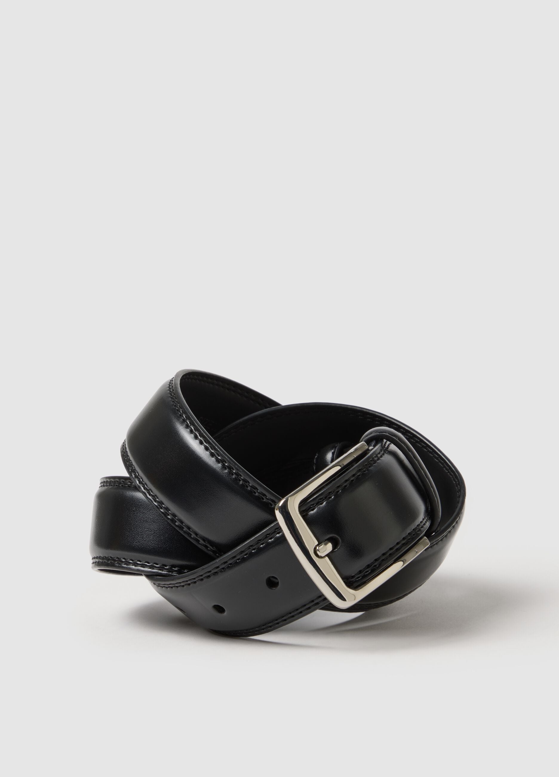 Black genuine leather belt with sturdy buckle