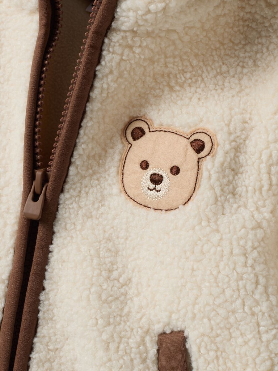 Giacca bianca con cappuccio e zip effetto teddy per bimbo_2