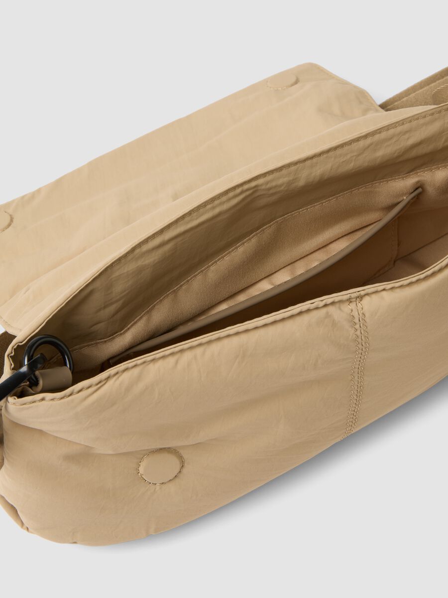 Beige crossbody bag with flap and adjustable strap_1