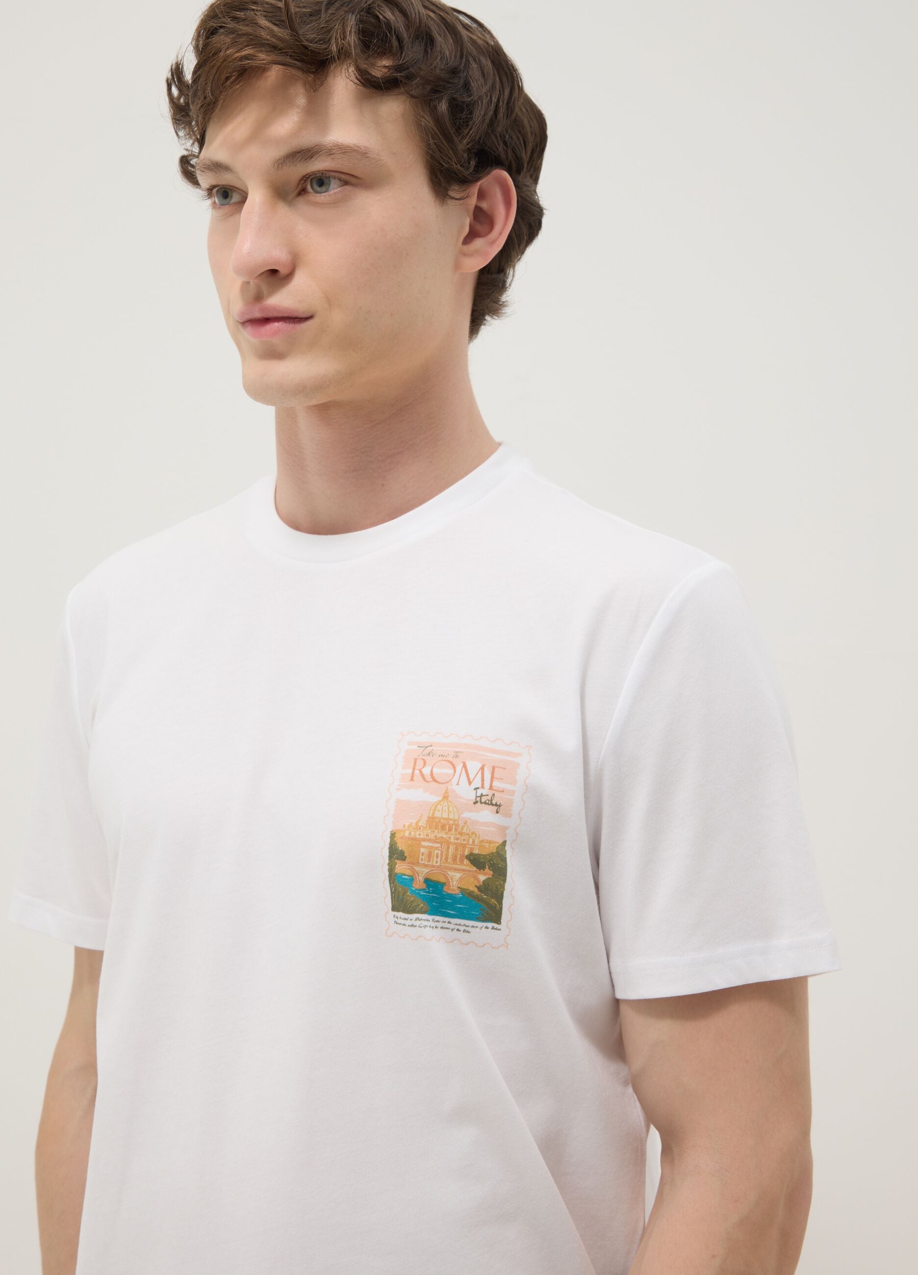 White pure cotton T-shirt with applied print, regular fit