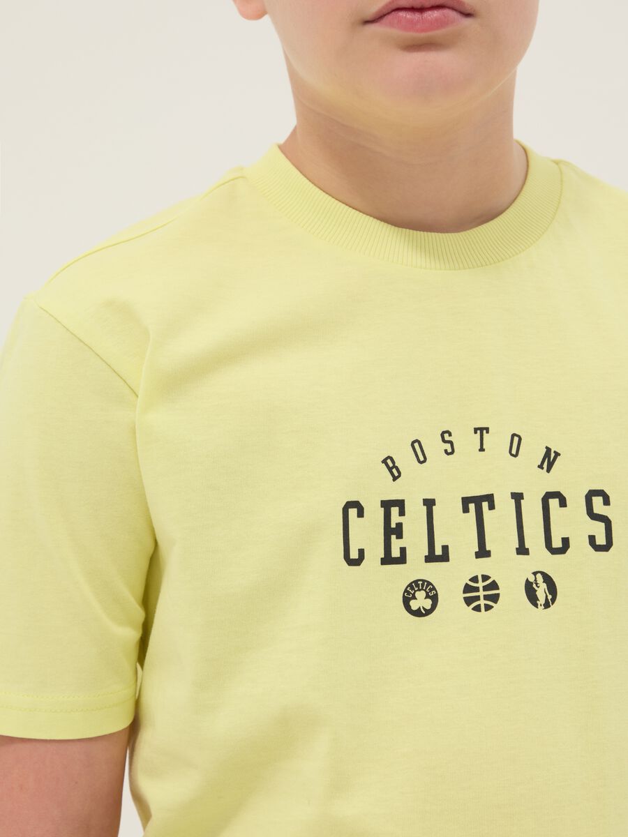 T-shirt in puro cotone gialla da ragazzo relaxed fit Celtics_2