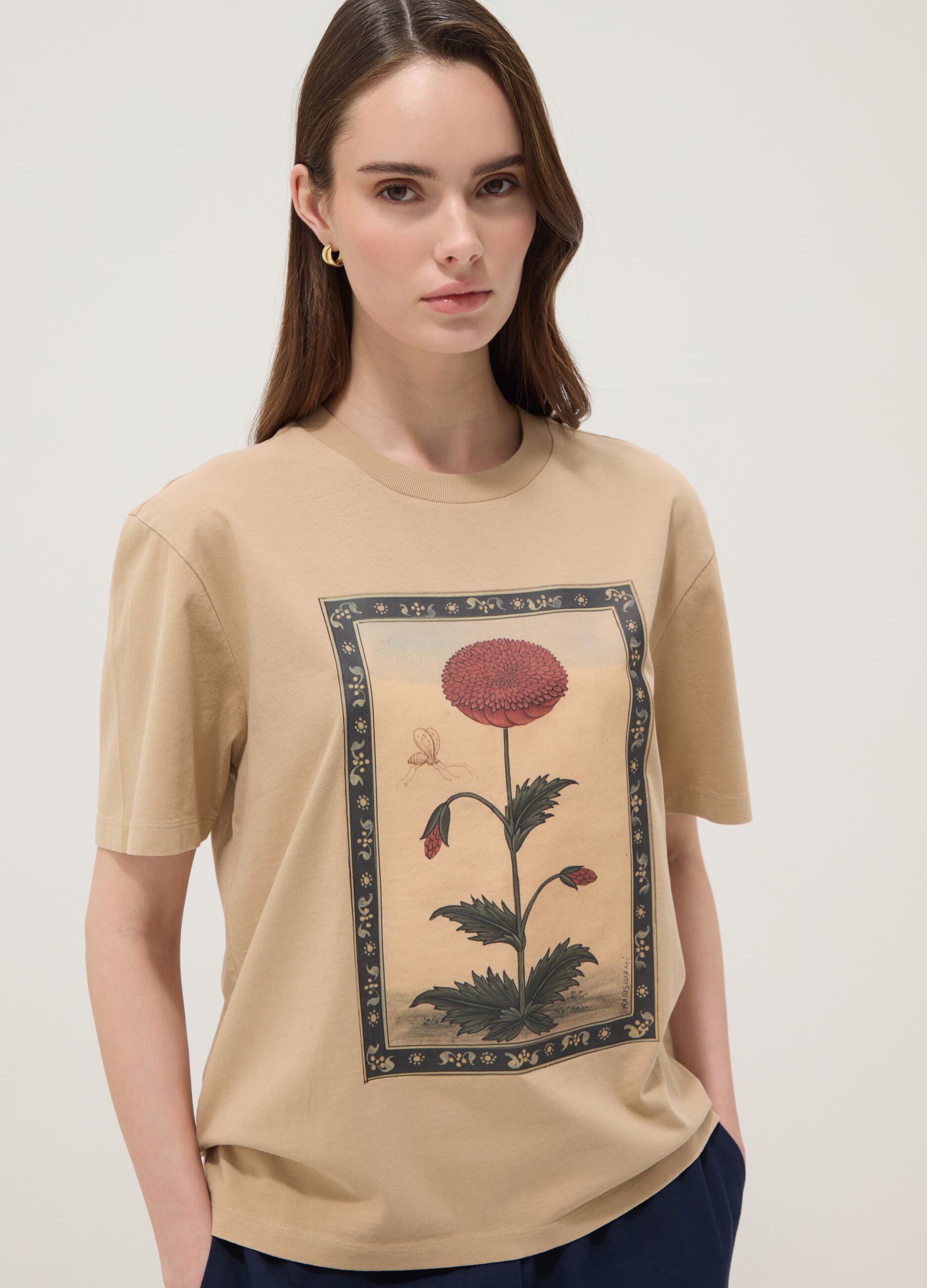 Beige pure cotton T-shirt with floral print