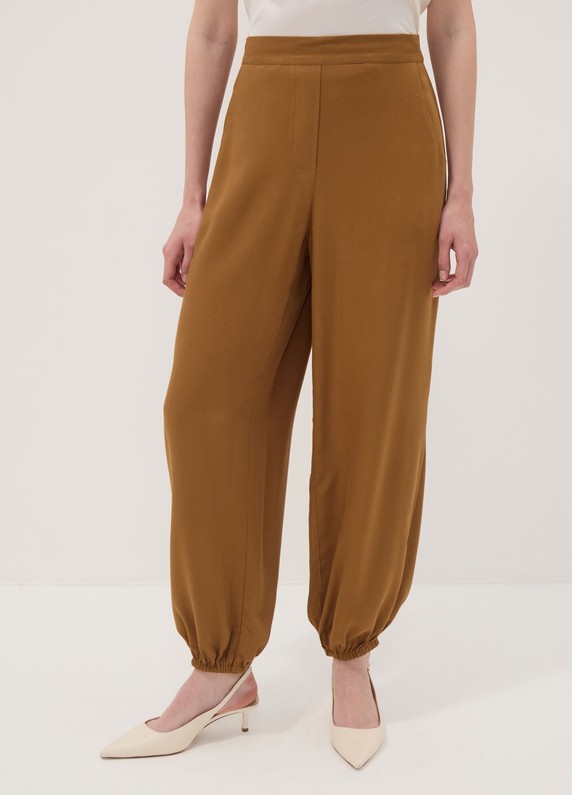 Brown pure viscose trousers with elasticated cuffs, regular fit