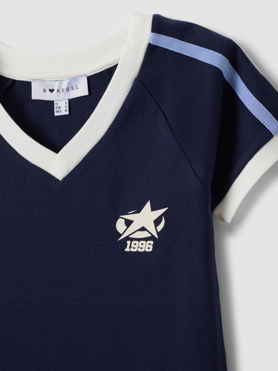 Blue pure cotton V-neck T-shirt with front print_2