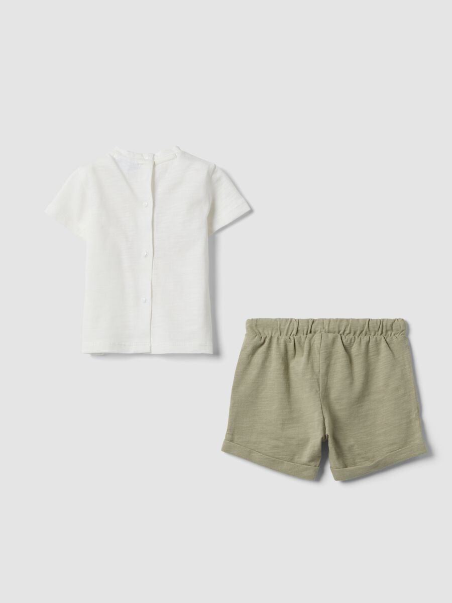Completo bianco in cotone organico con t-shirt e short_1