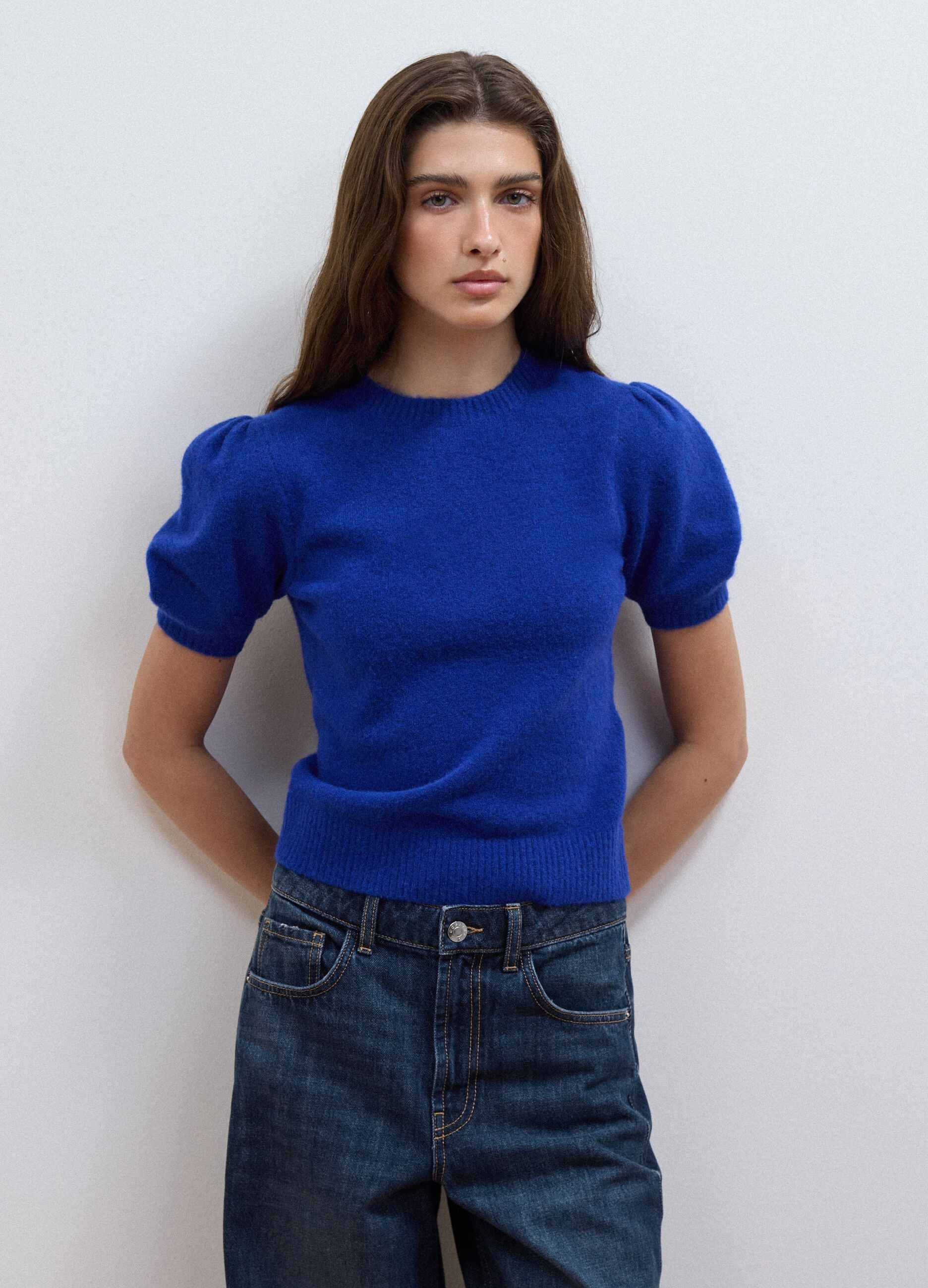Blue stretch viscose crew-neck top, regular fit