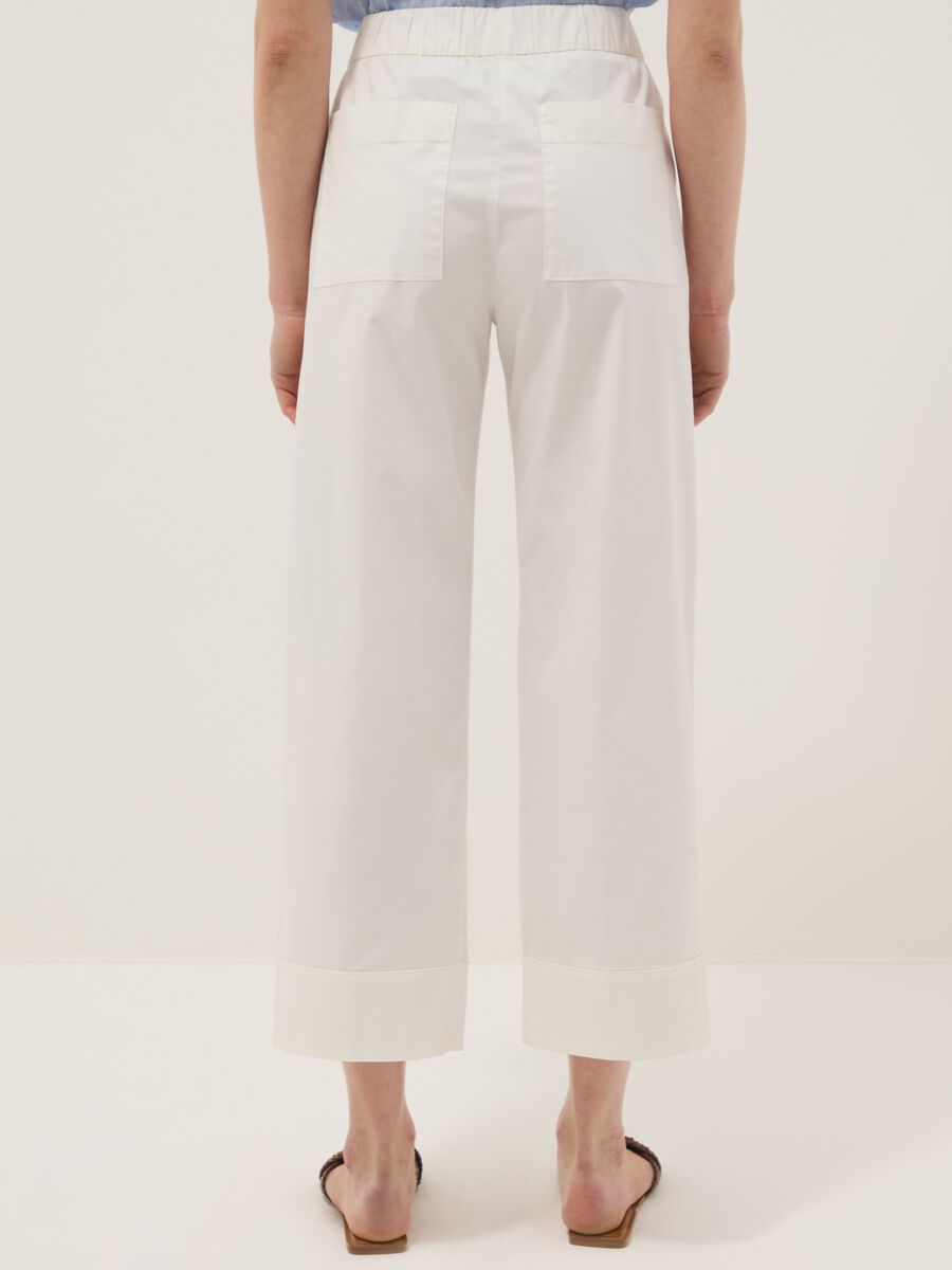 White cotton stretch straight jogger trousers_2