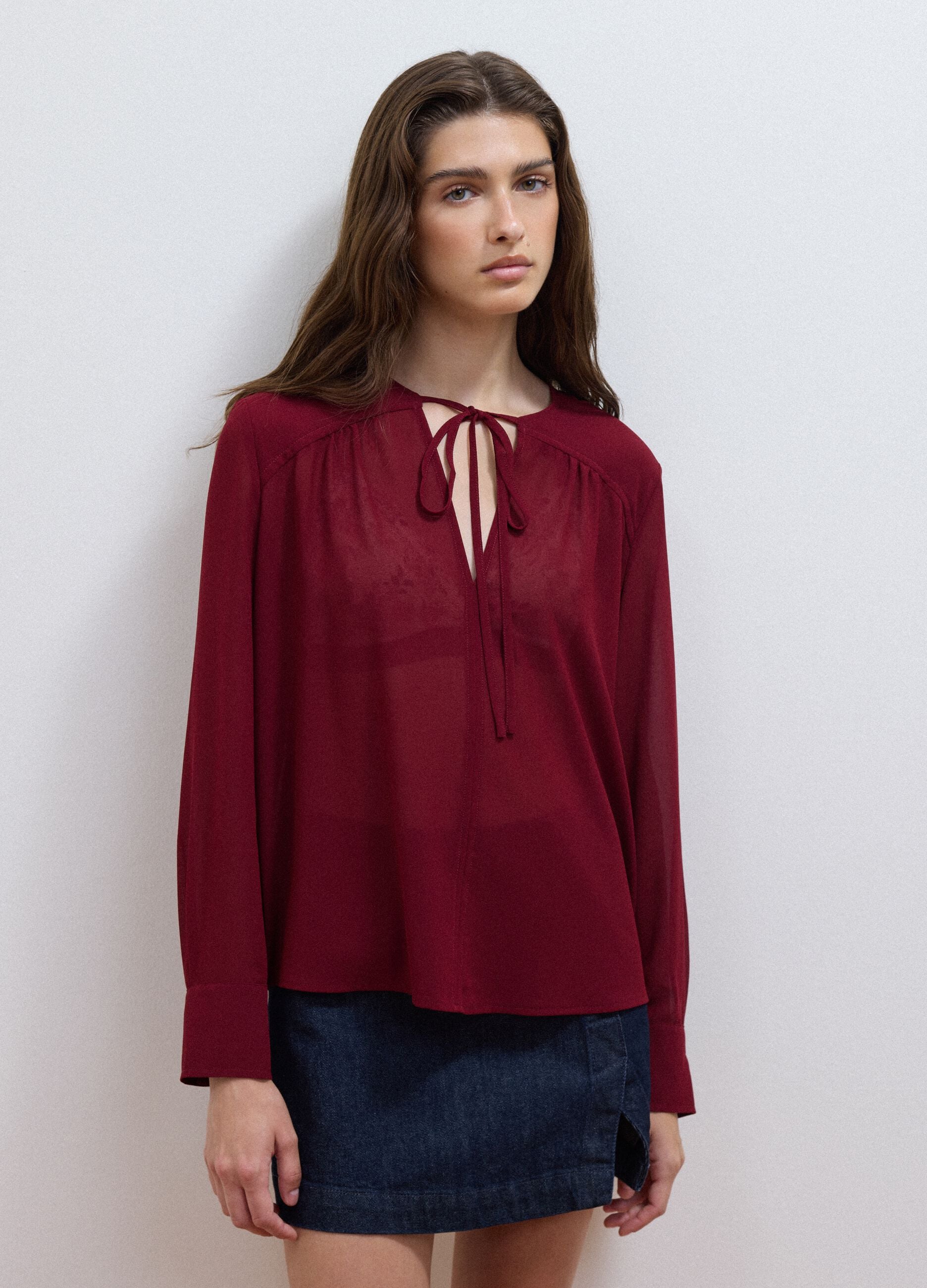Red regular-fit blouse with V-neck and tie detail