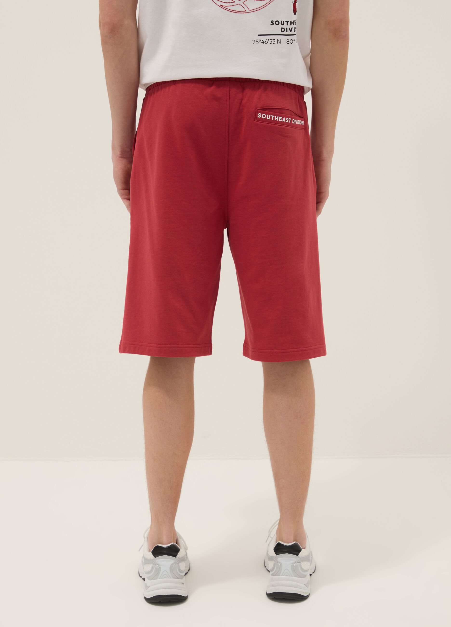 Red cotton-blend sports shorts with Miami Heat logo