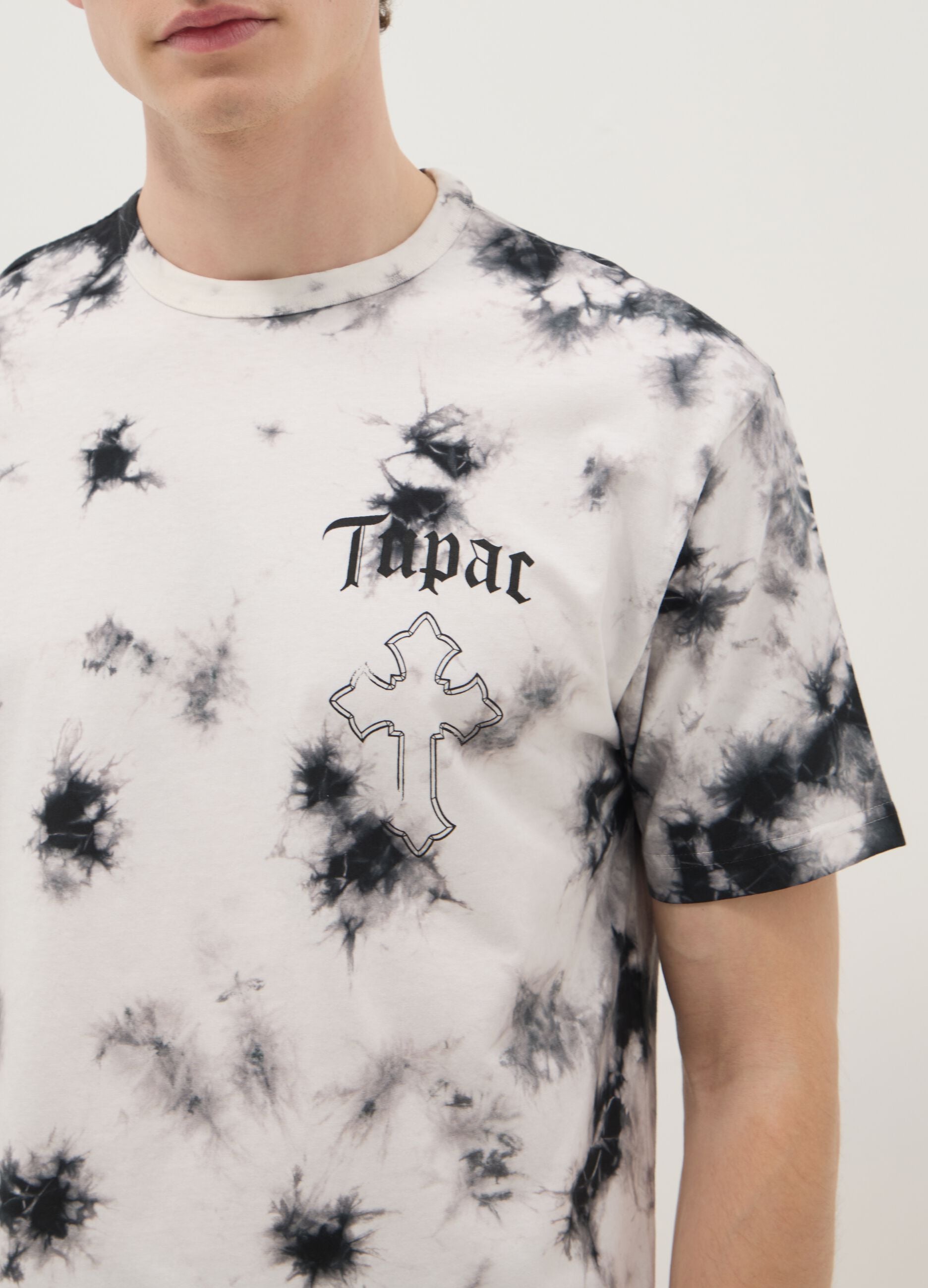 Multicolour pure cotton regular fit T-shirt with Tupac print