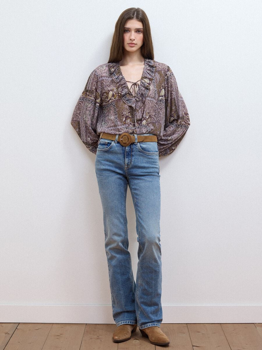 Purple patterned blouse with ruffles and tie neck_2