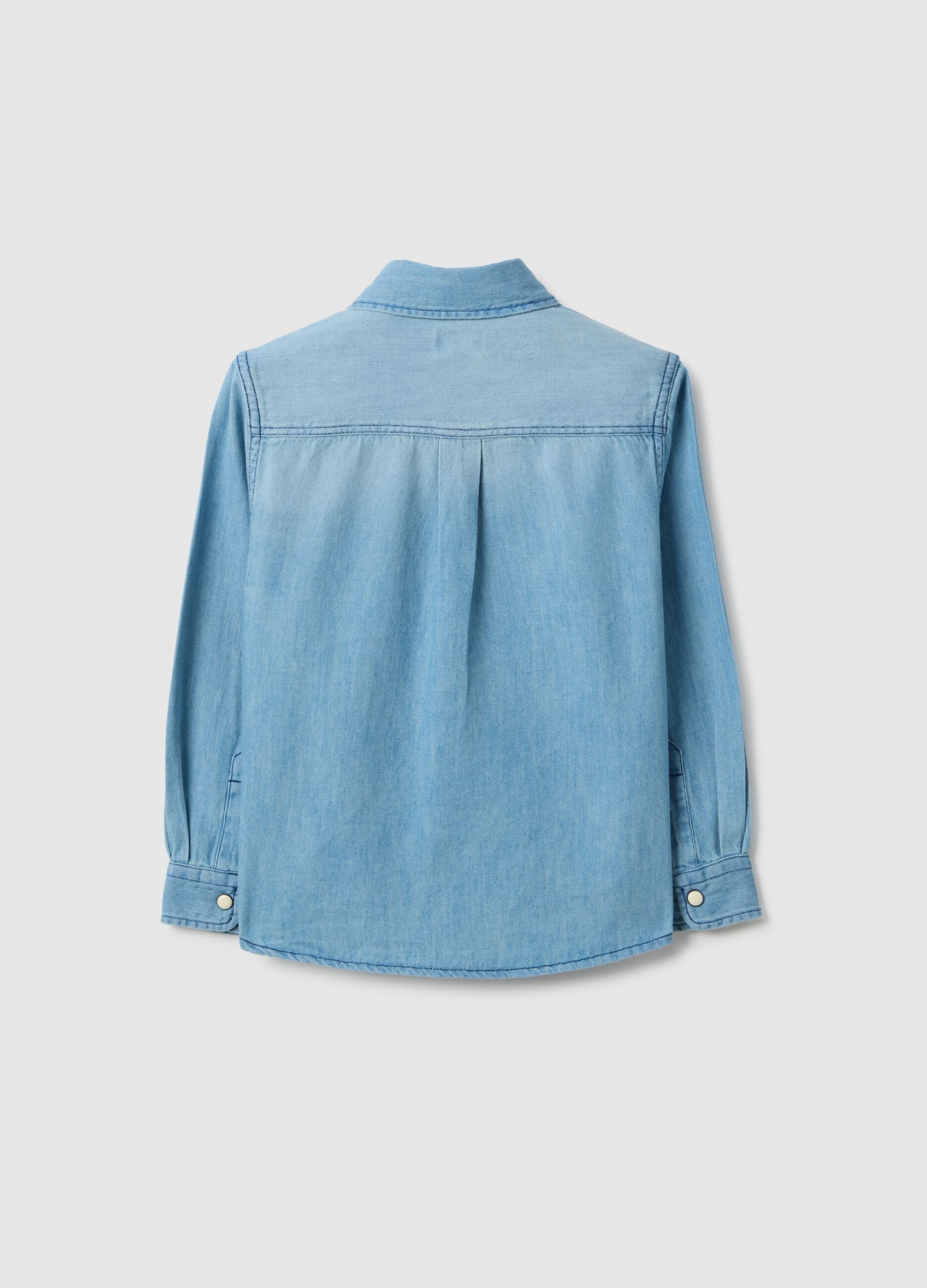 Long-sleeved denim shirt