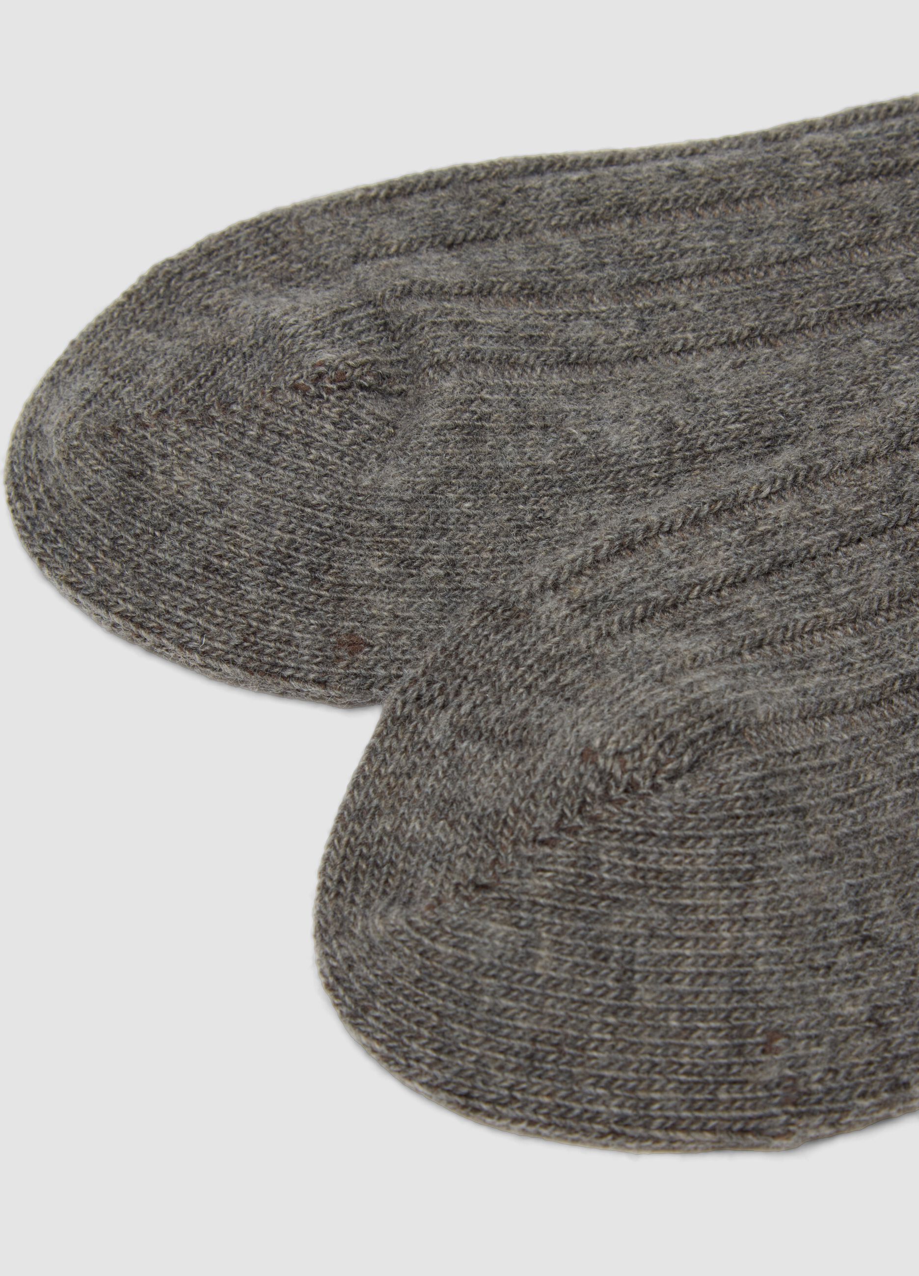 Long grey socks in wool, viscose and stretch cashmere