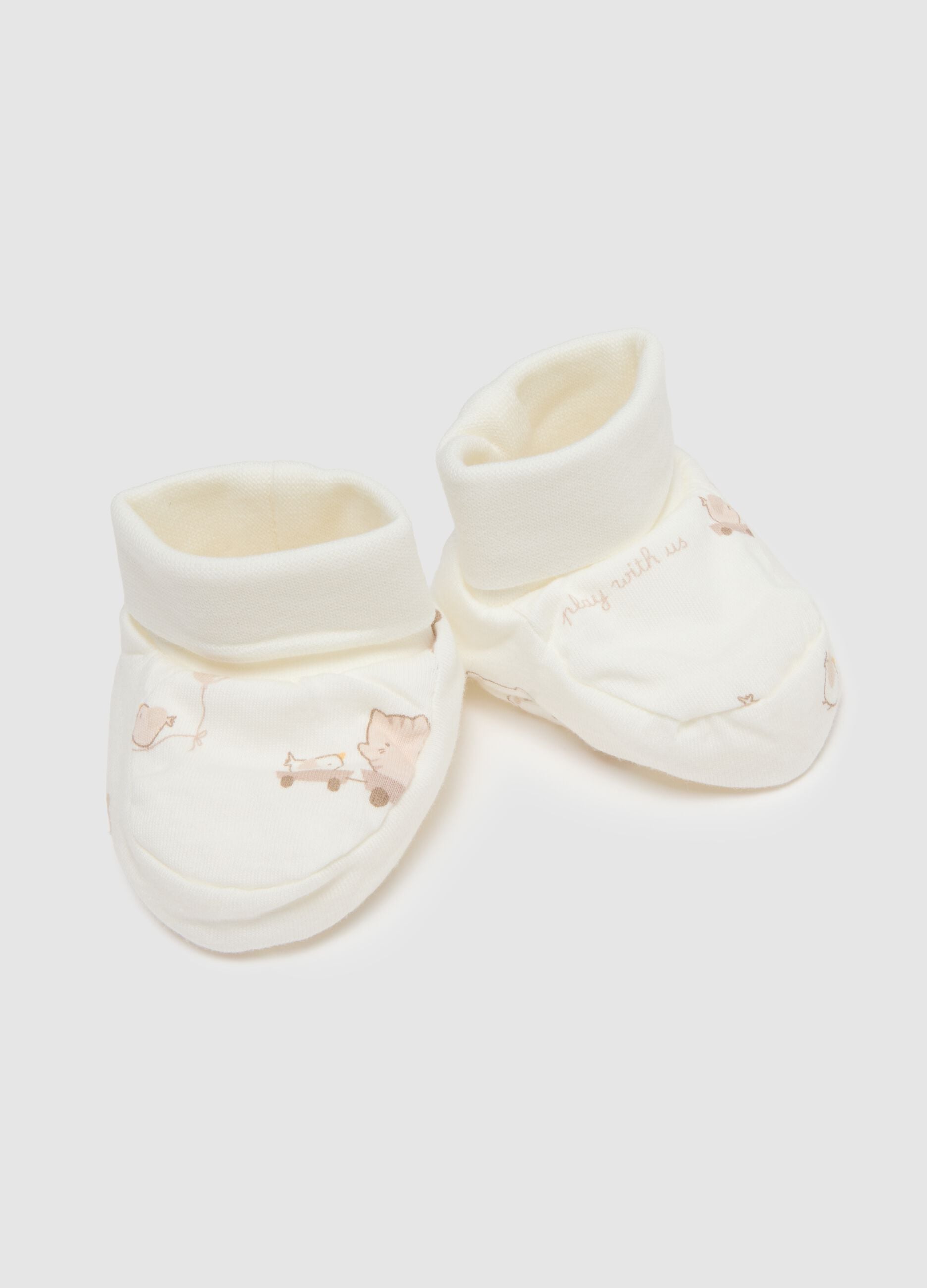 White baby hat and booties set in pure cotton