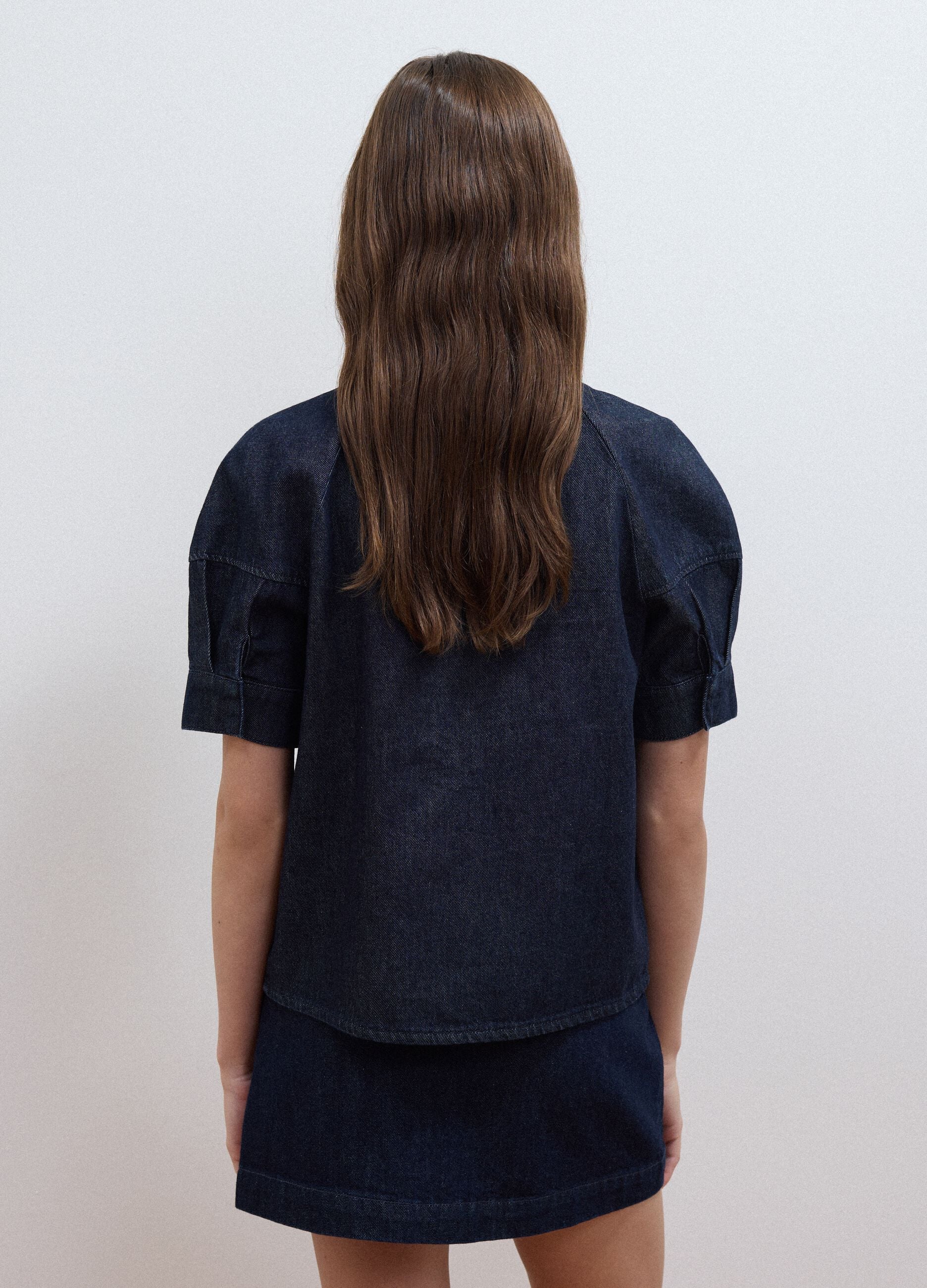 Regular-fit short-sleeved pure cotton denim shirt with tie detail