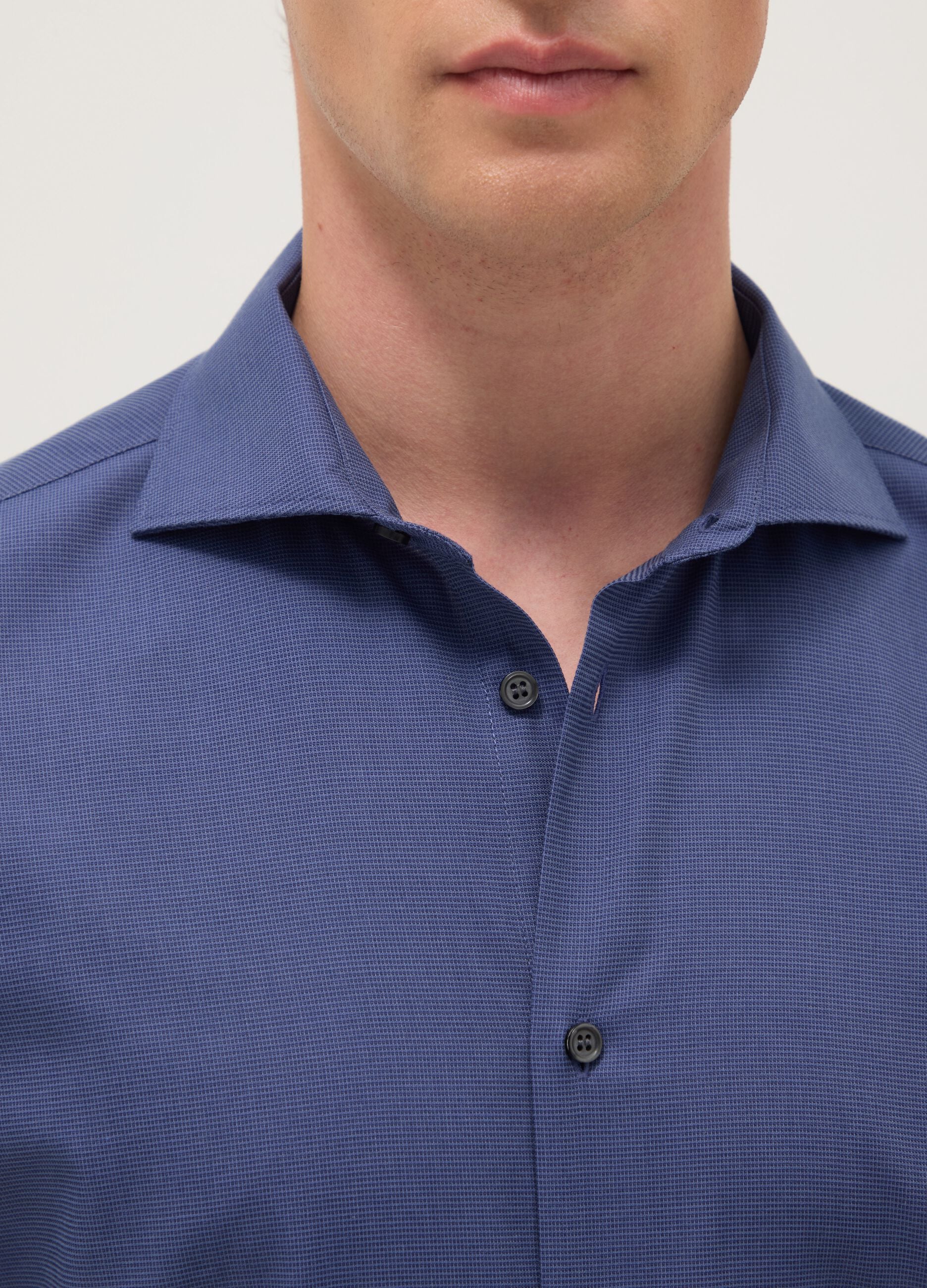 Blue shirt with French collar in pure cotton slim fit
