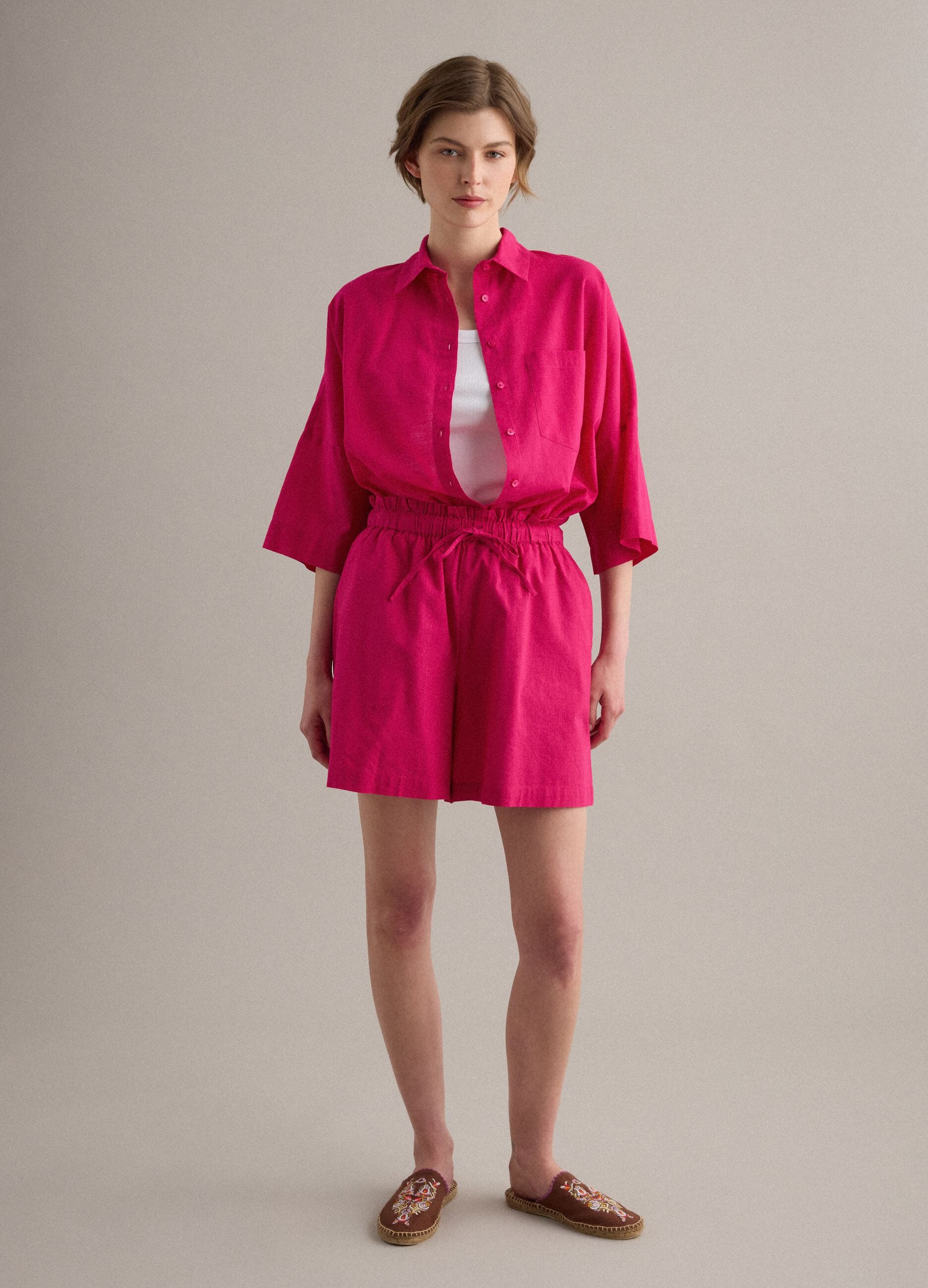 Pink 100% cotton shorts, regular fit