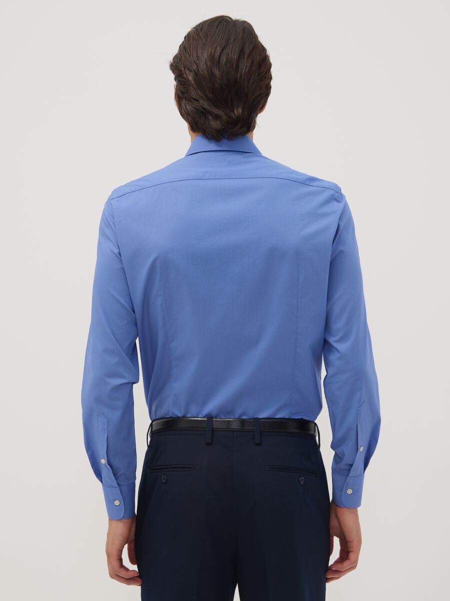 Blue slim-fit shirt with classic collar, easy-iron finish_3