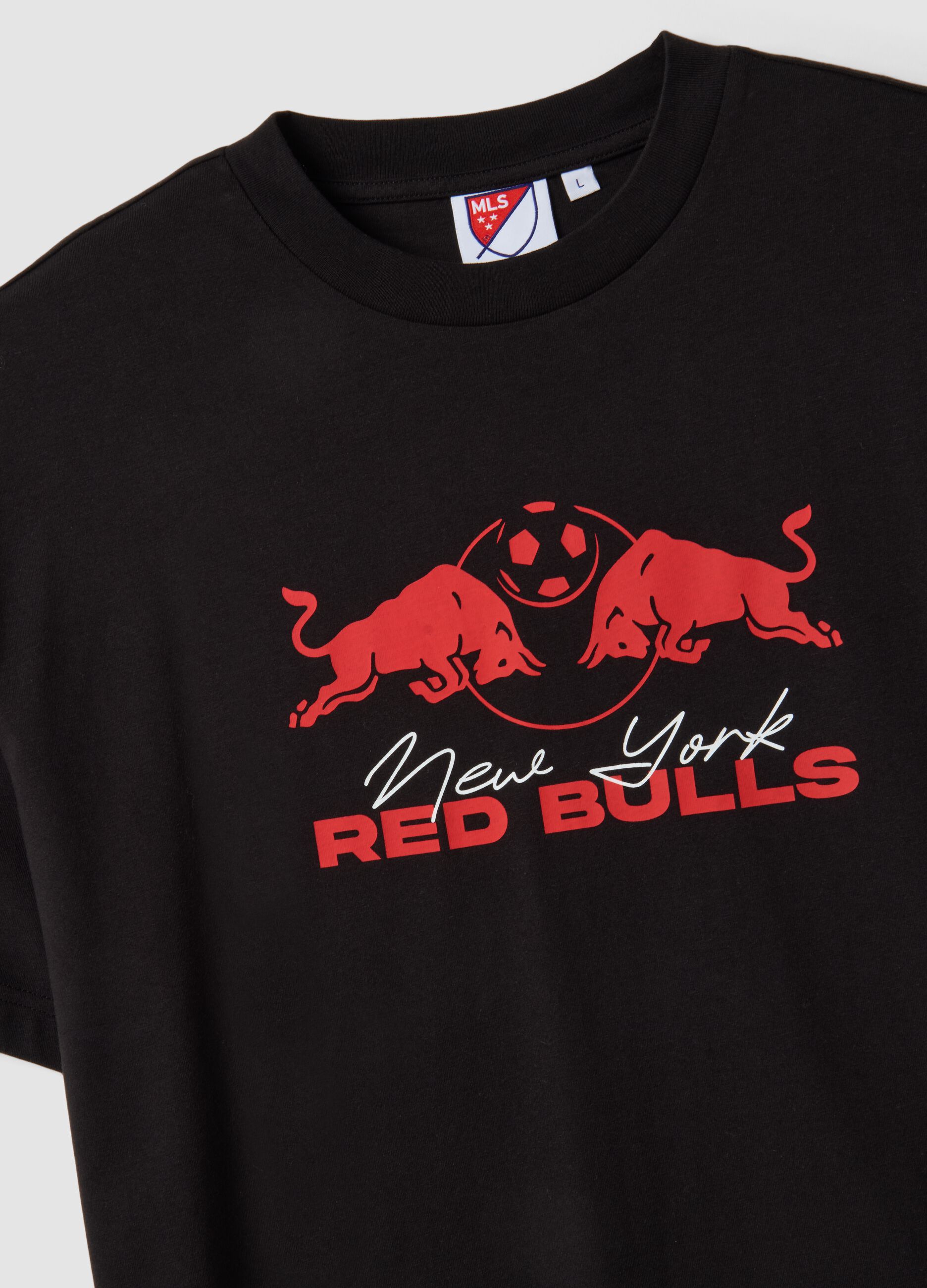 Regular fit pure cotton black short sleeve t-shirt Red Bulls