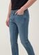 Men&rsquo;s medium-wash slim-fit stretch cotton jeans_2