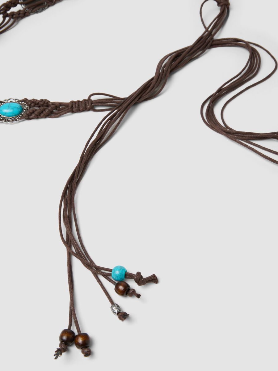 Cintura marrone intrecciata con perline e pietre decorative_3